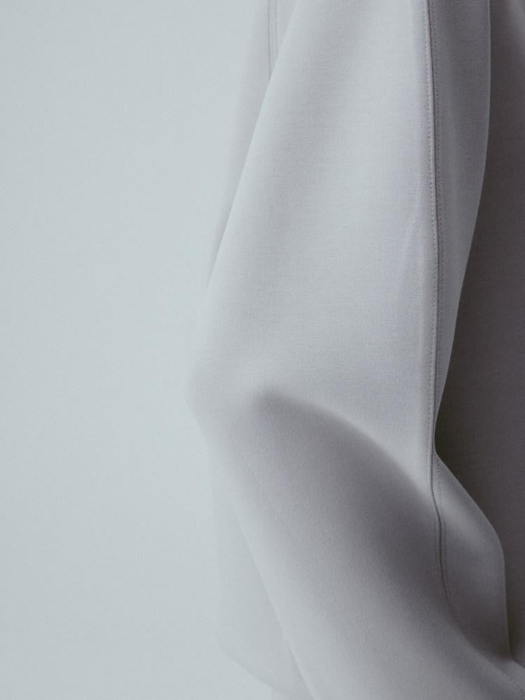 FUSSED Mercury Gray Structured Airy Minimalist Crewneck Raglan Women&
