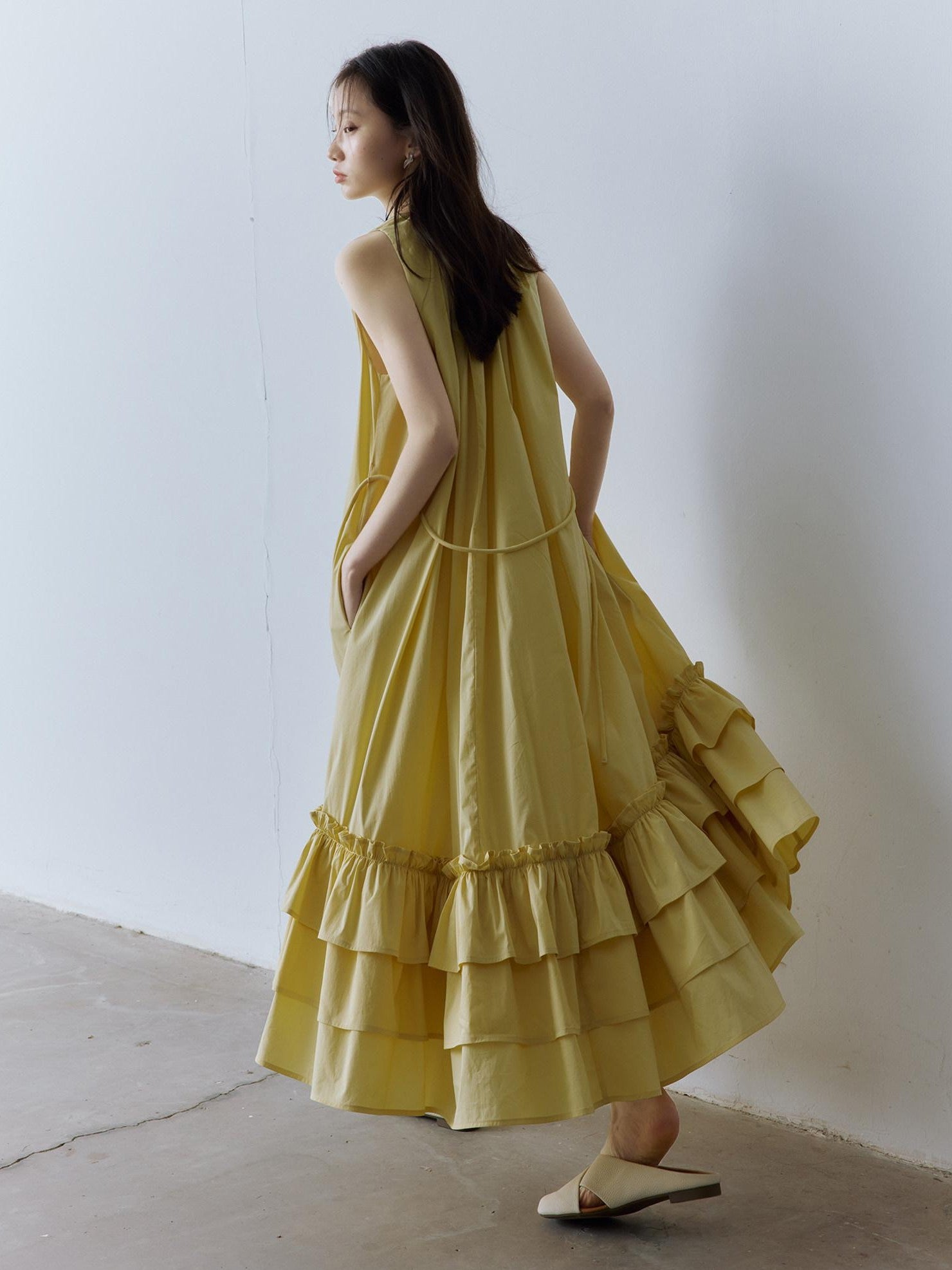 FUSSED Morning Mist Yellow Layered Spliced A Line V-neck Tie Women&