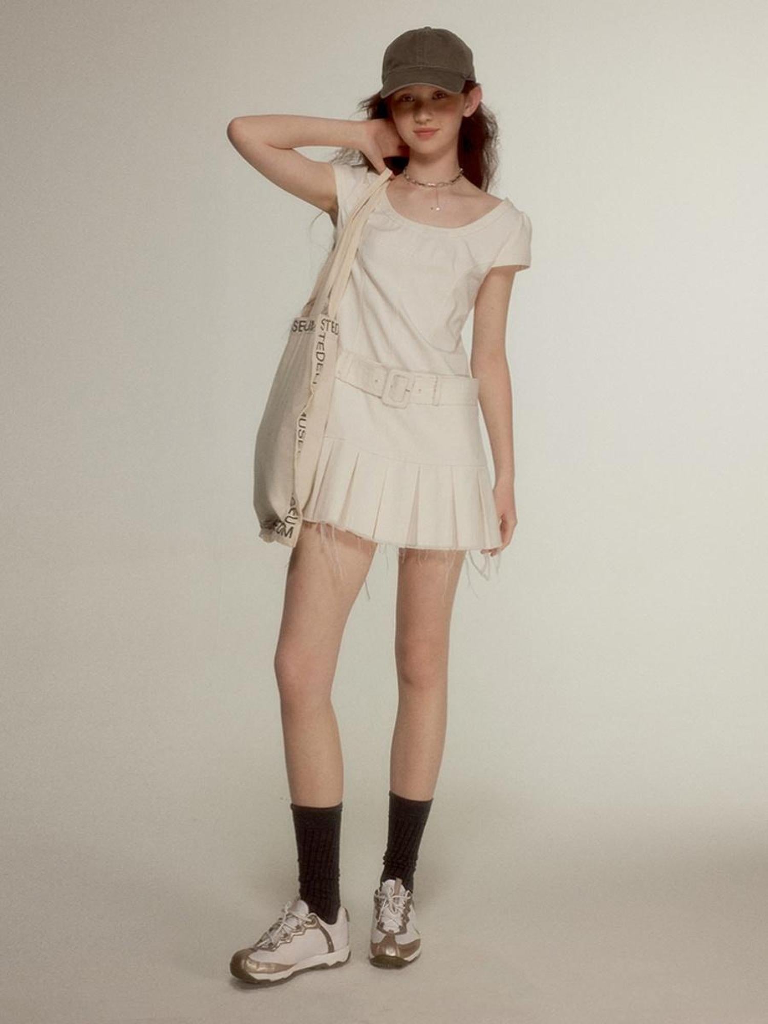 FUSSED Noisy White Heavy Quilting Raw Hem Denim Dress