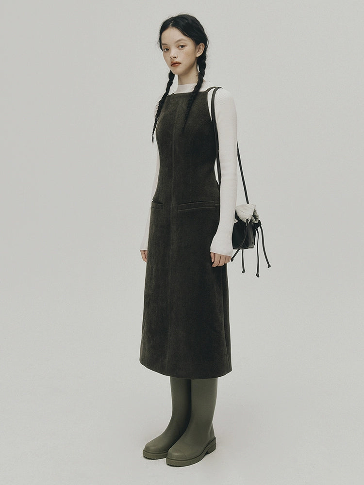 FUSSED_Norwegian_Forest_Wood_Velvet_Pine_Green_Long_Dress_MISSTT