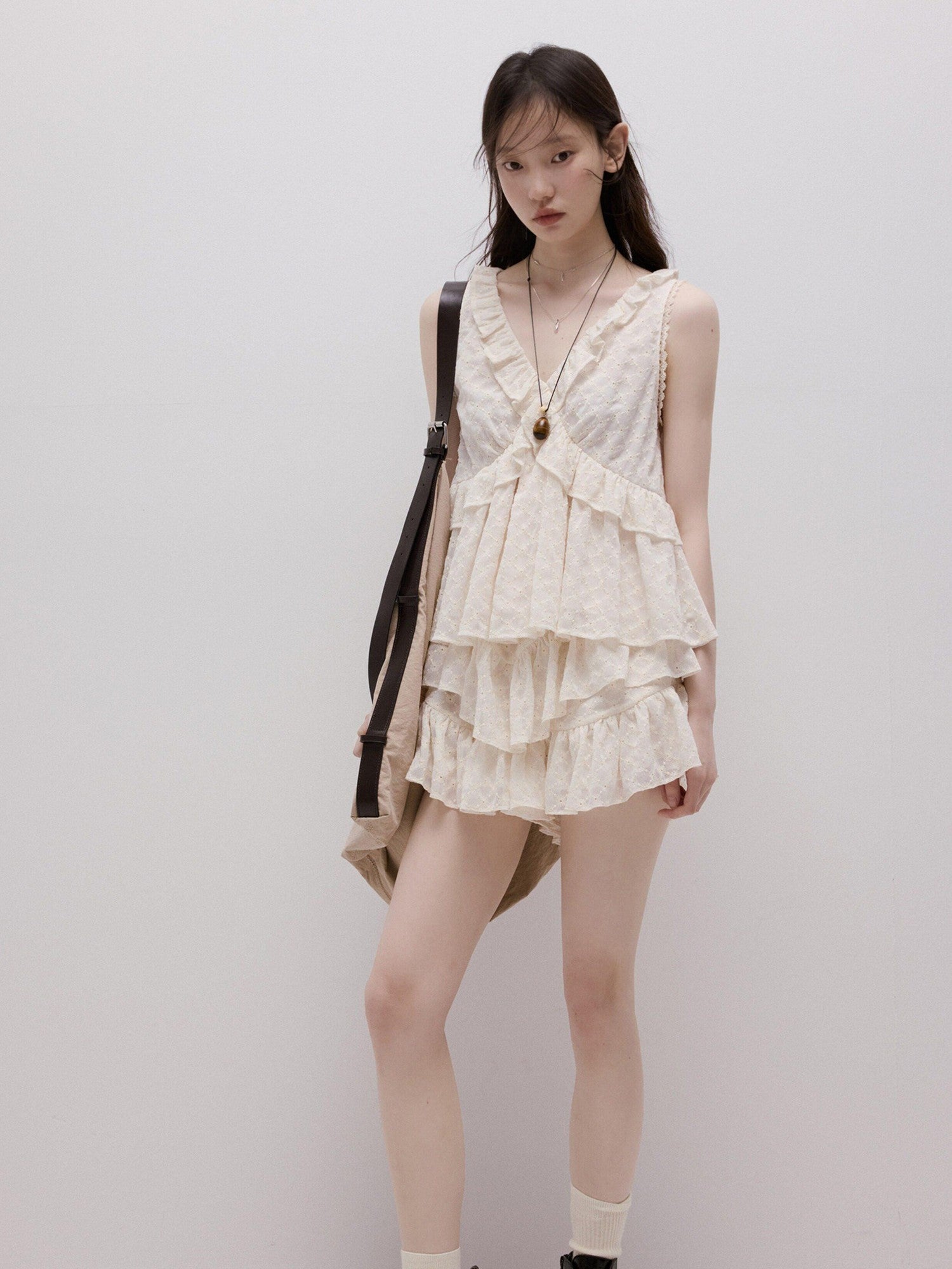 FUSSED Pearl White Relief Daisy Embroidered Layered Women&