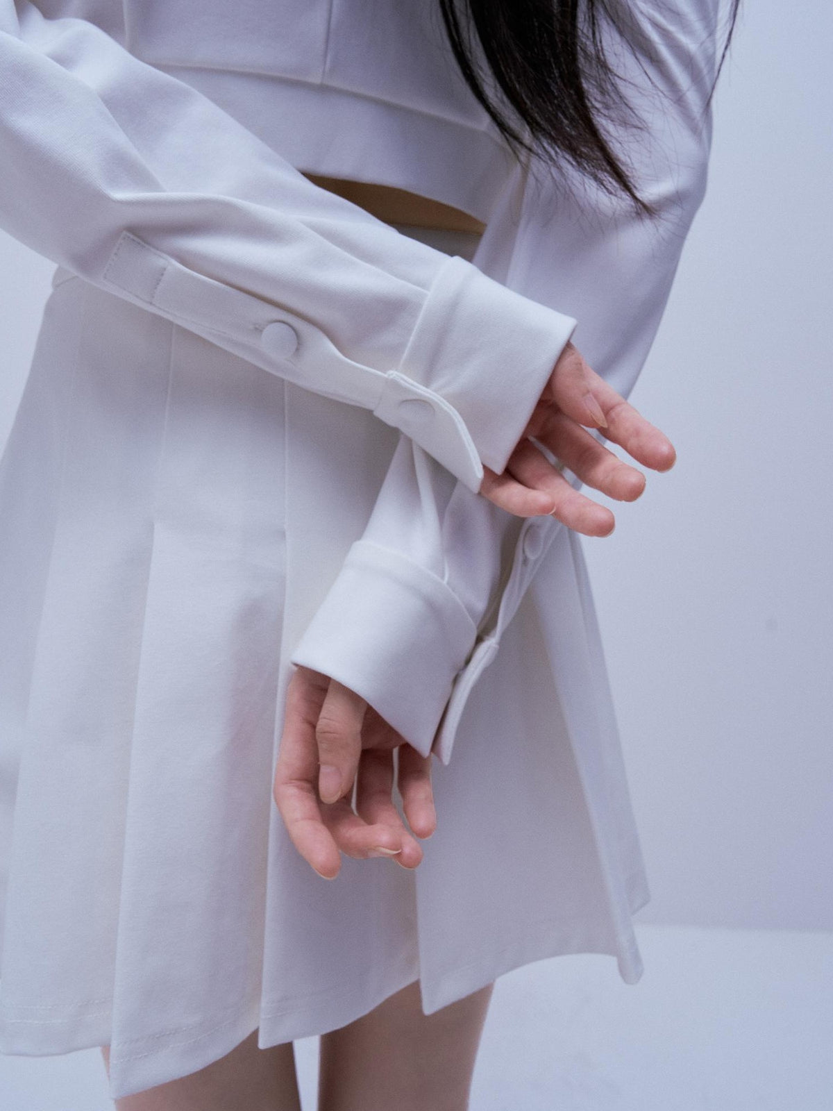 FUSSED Pleated Structured Solid Color Women&