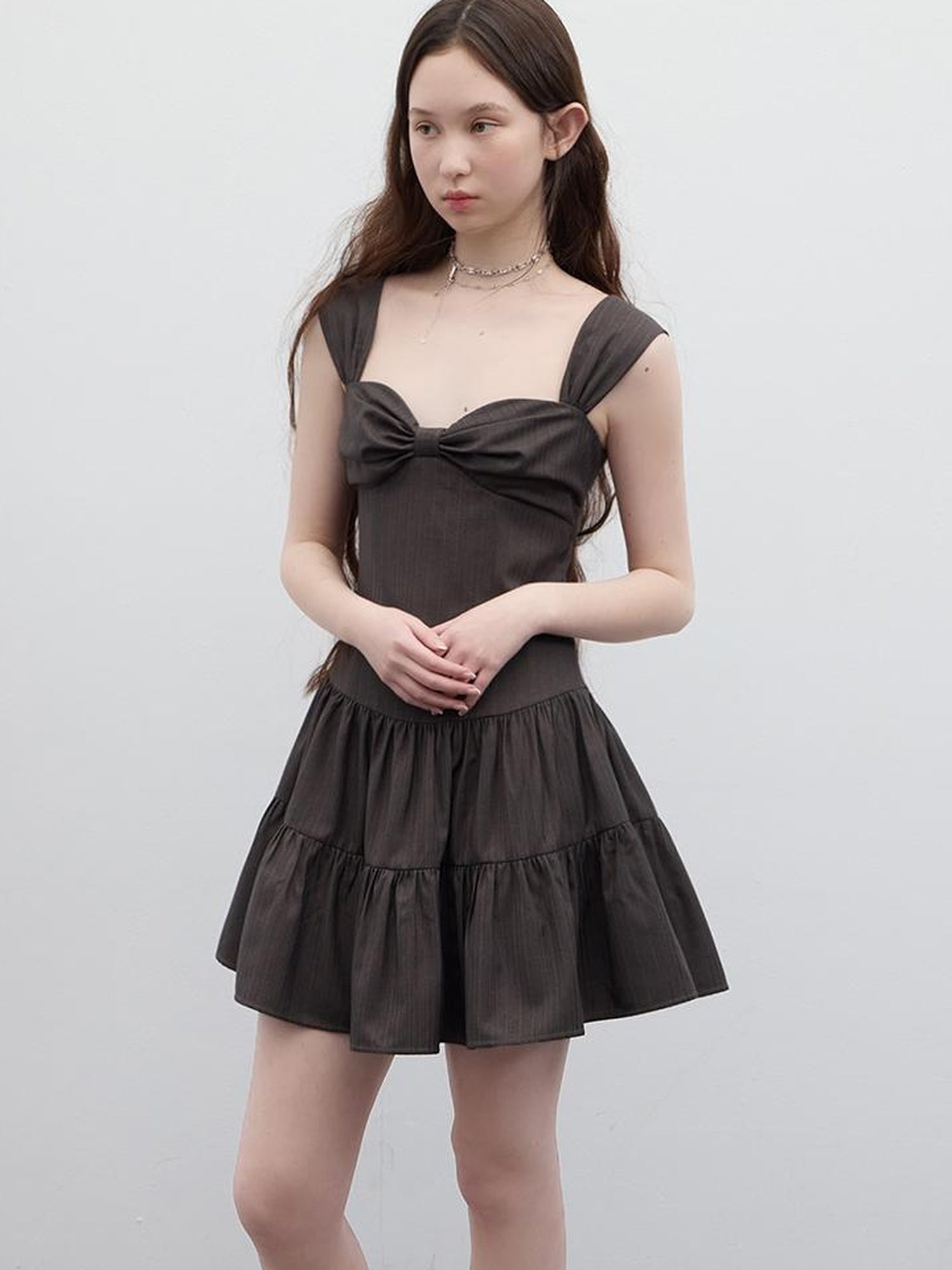 FUSSED Retro Ballroom Bow Bust Brown Tiered Dress V-Neck T-Shirt Long-Sleeve