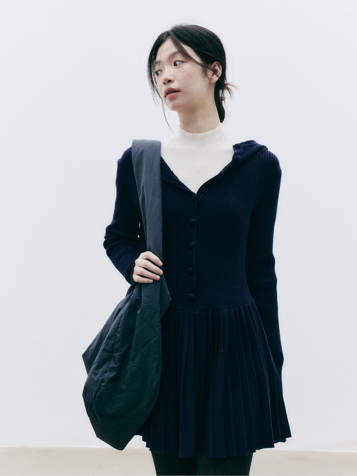 FUSSED Ribbed Texture Pleated Hooded Slim Fit Wool Women&