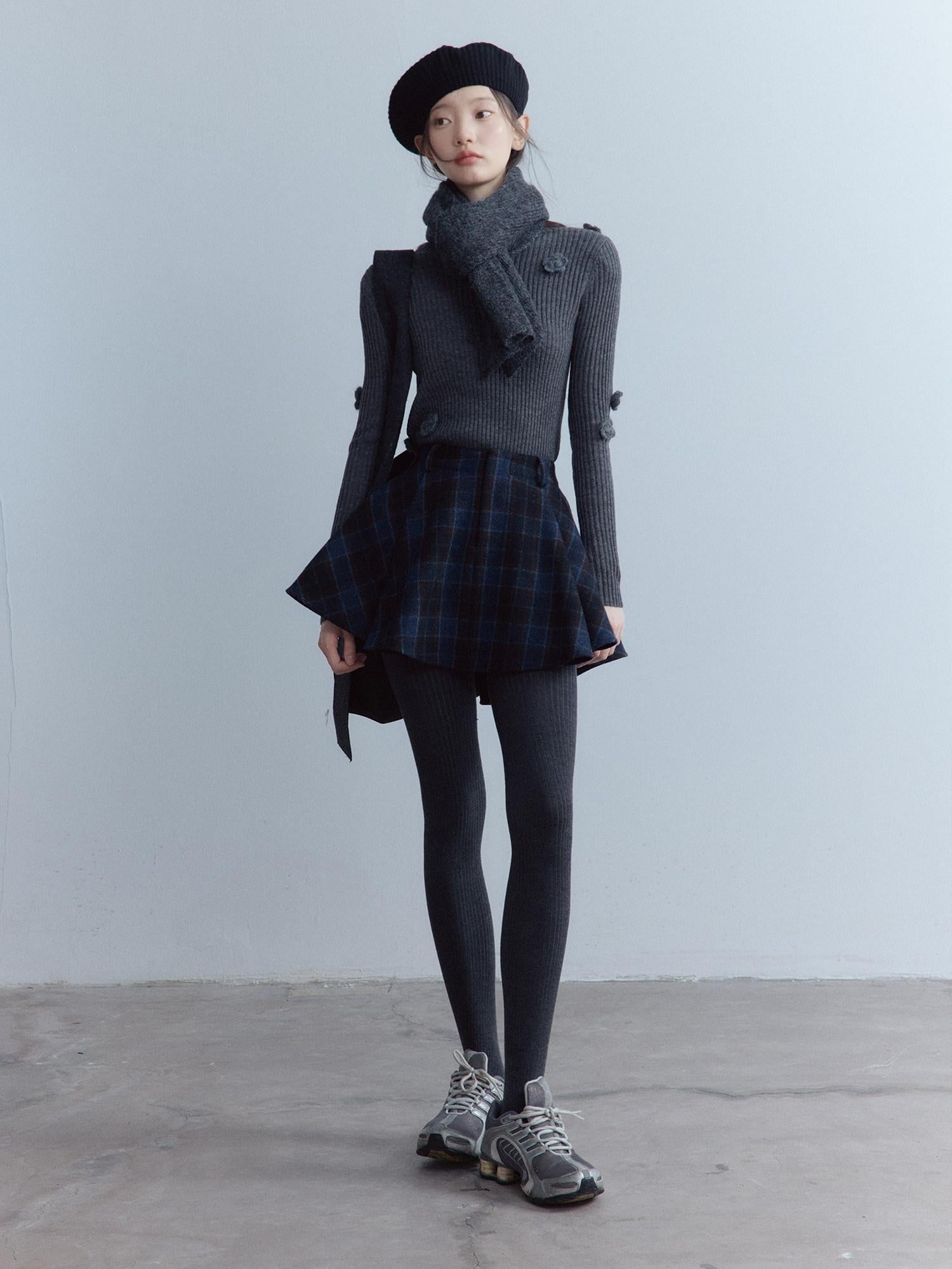 FUSSED Scottish Plaid Pleated Lined A Line Mid Waist Zip Pocket Preppy Citywalk Pants