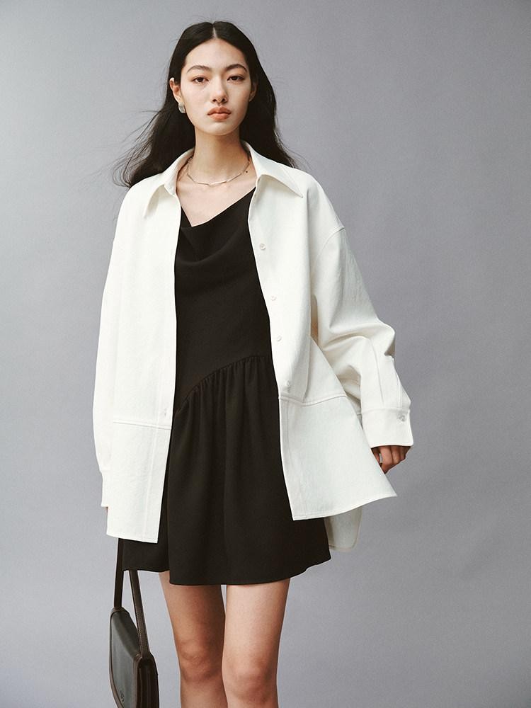FUSSED Serene Black 3d Cut Asymmetric Splice Women&