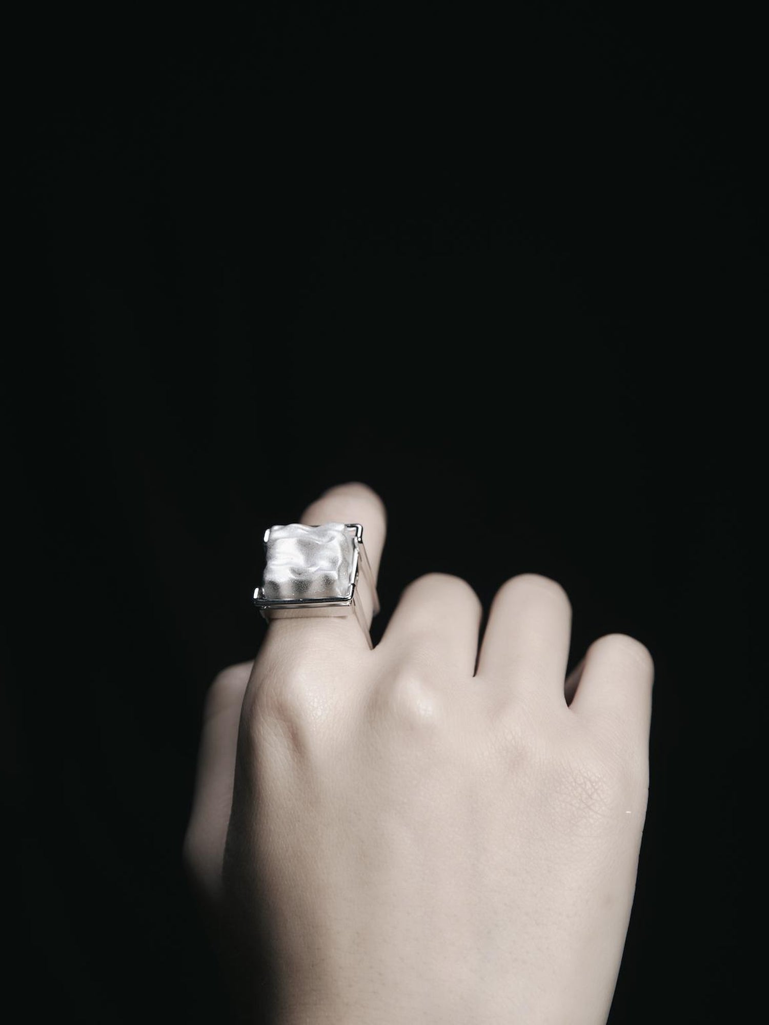 FUSSED Silver Oven Matte Square Ring