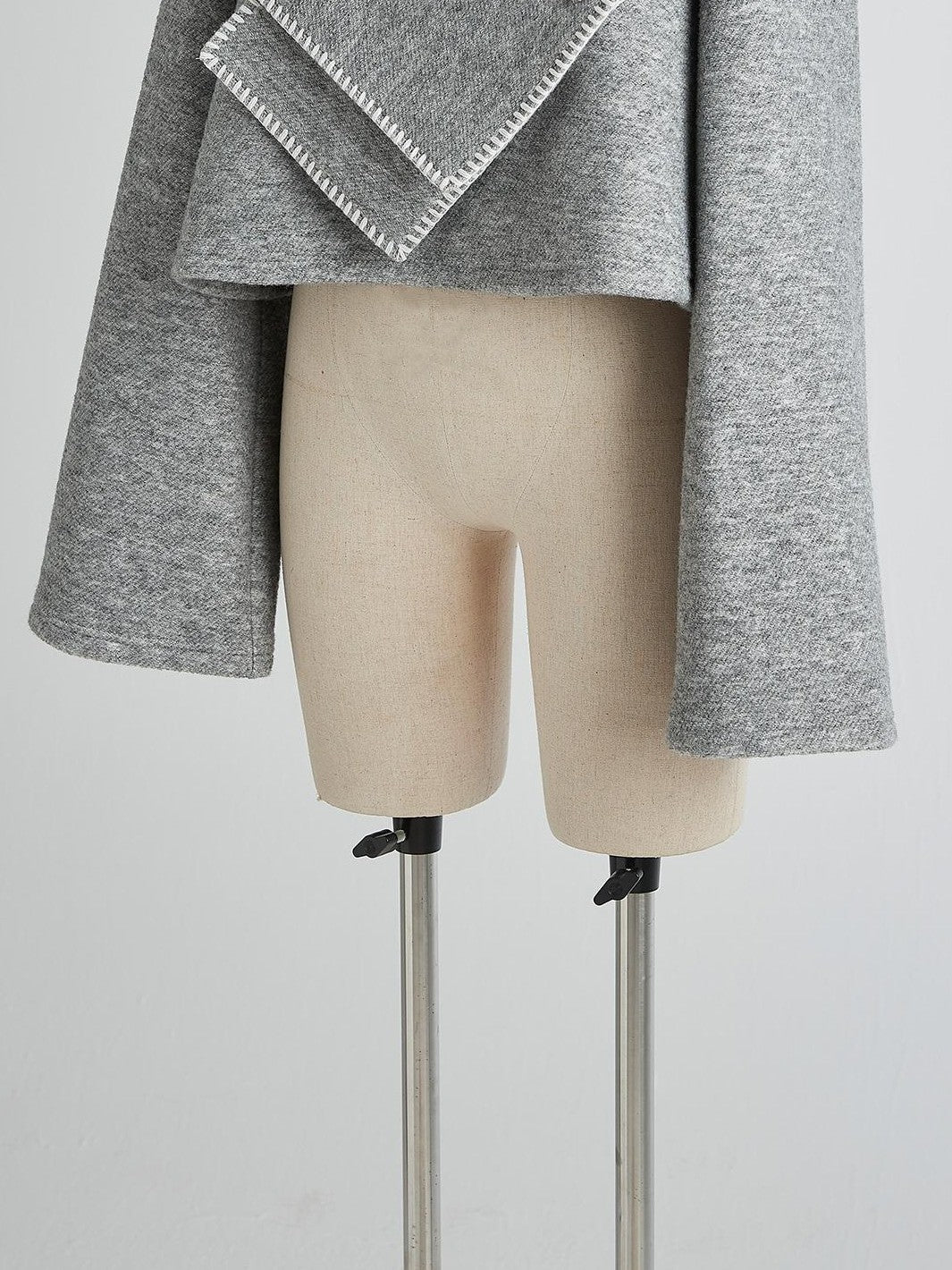 FUSSED Solid Color Detachable Scarf Wool Blend Women&