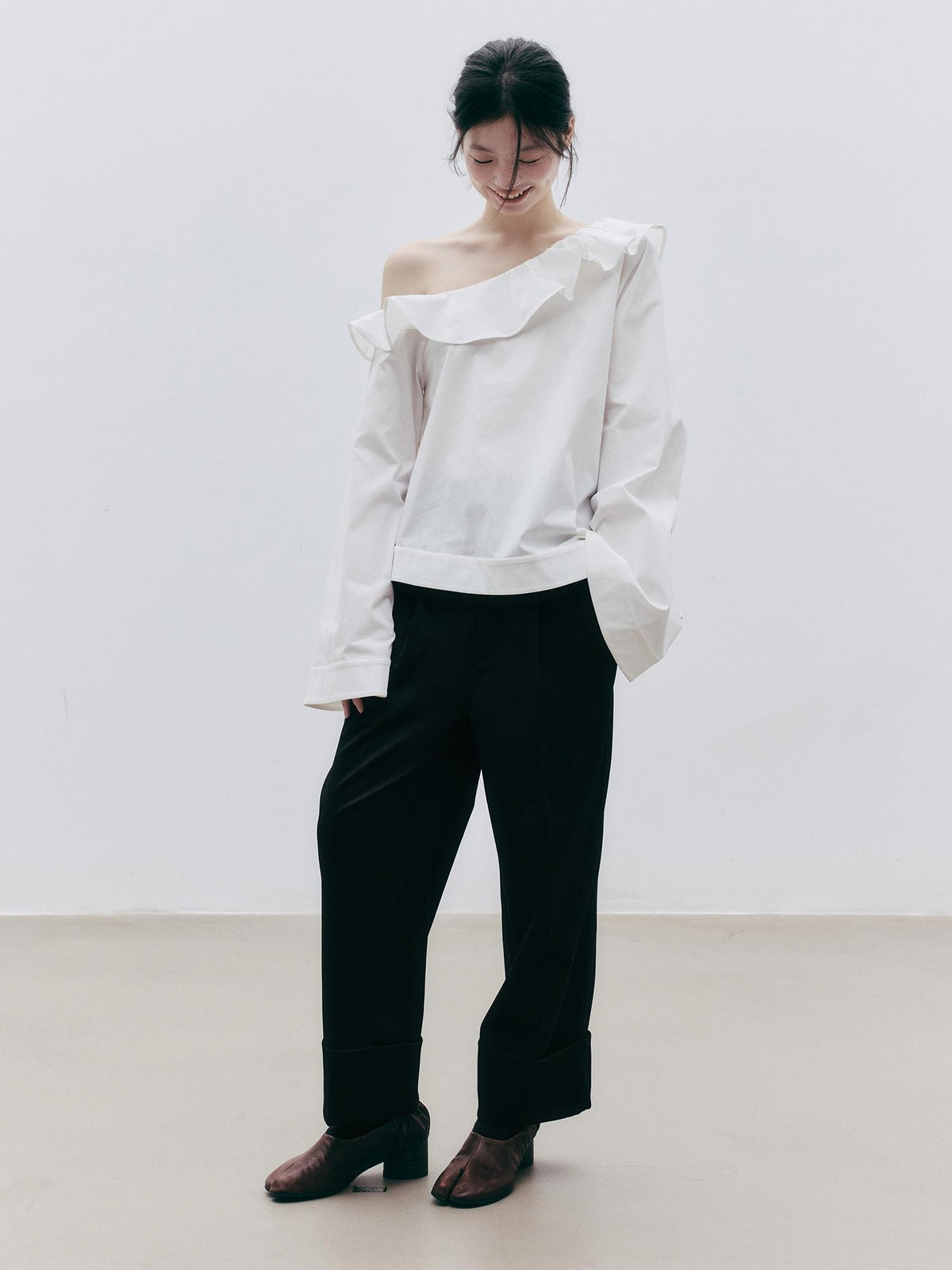 FUSSED Solid Color Straight Leg Folded Cuff Women&