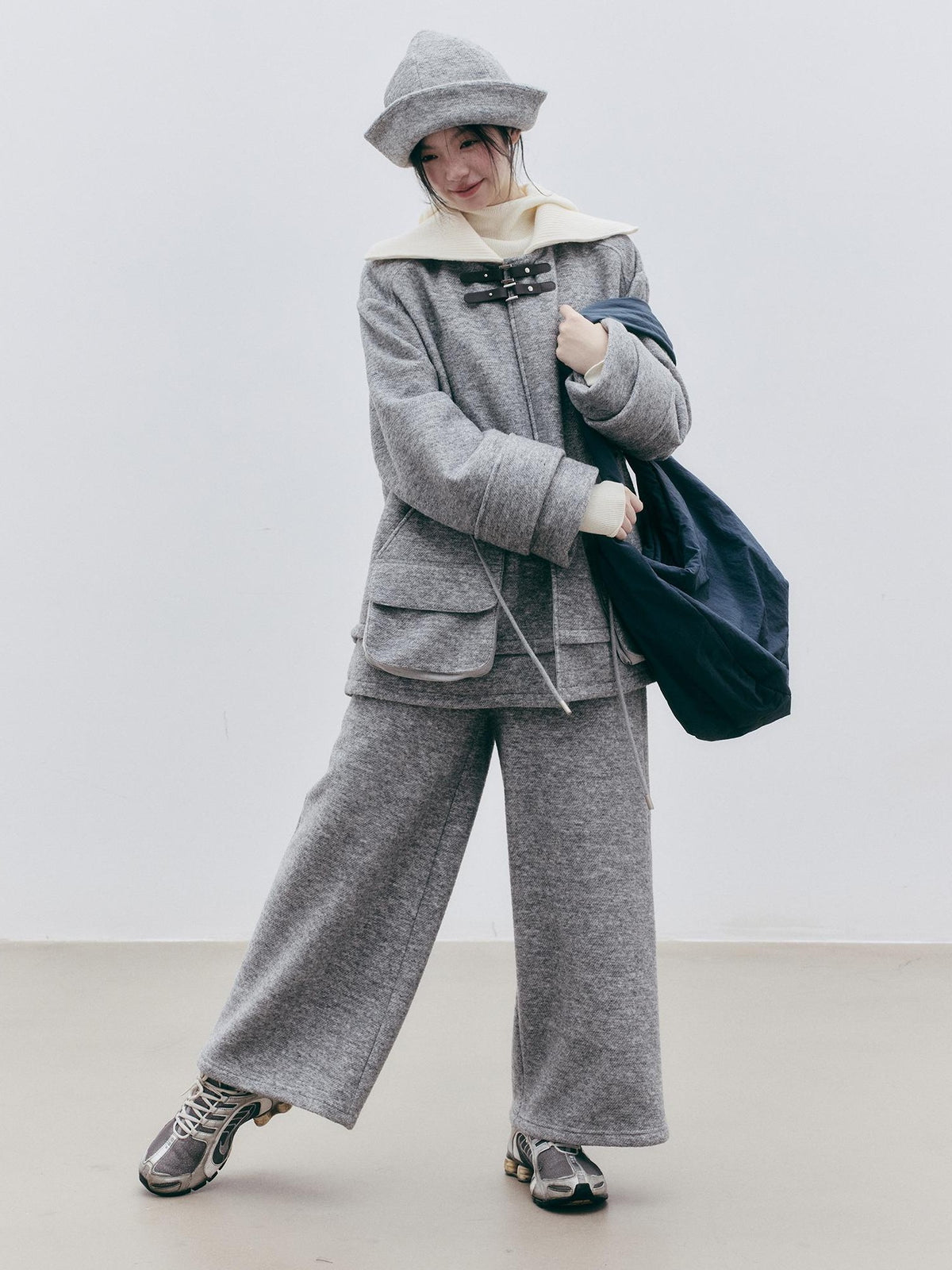 FUSSED Solid Minimalist Wool Blend Women&