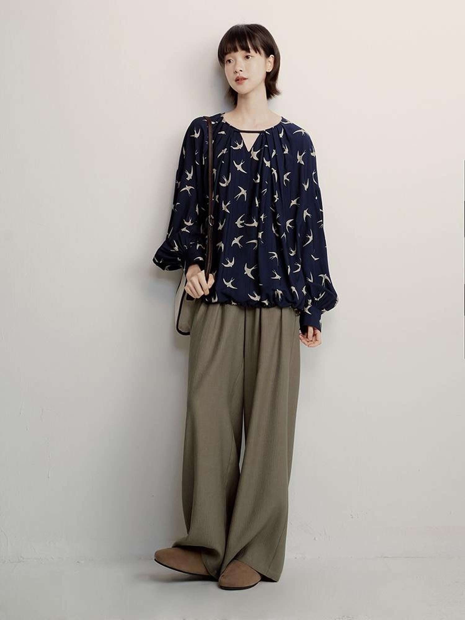 FUSSED Song Of The Sleepwalking Bird Heavy Pleats Print Dark Blue Resort Top