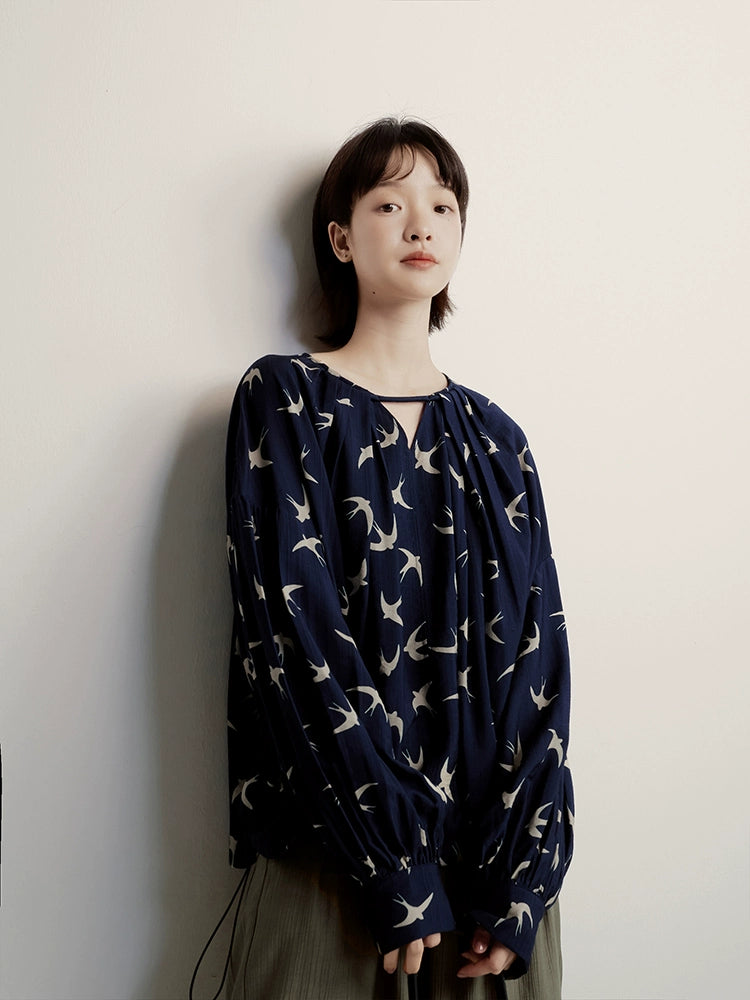 FUSSED_Song_Of_The_Sleepwalking_Bird_Heavy_Pleats_Print_Dark_Blue_Resort_Top_MISSTT