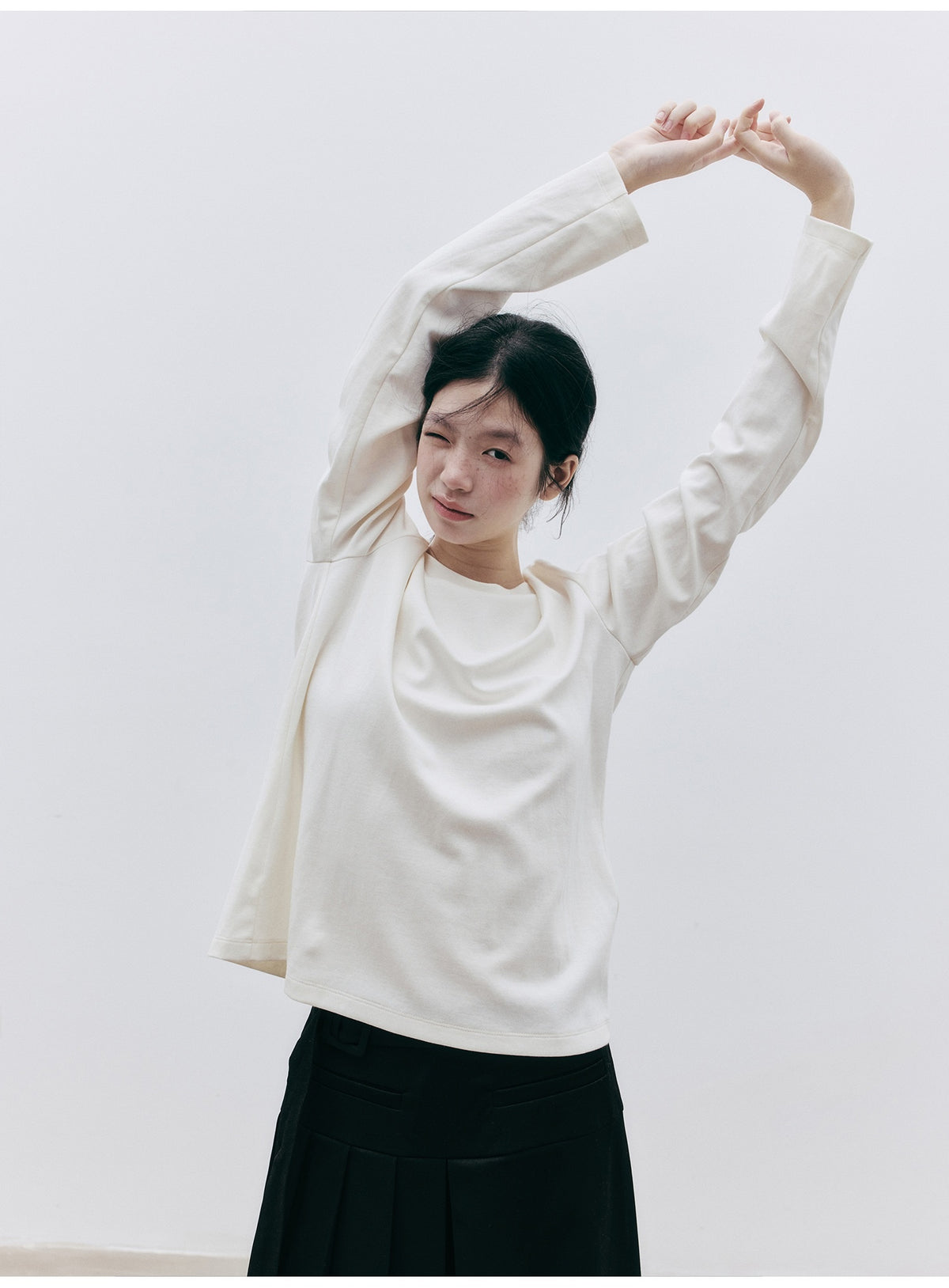 FUSSED_Star_Print_Knit_Loose_Fit_Women&