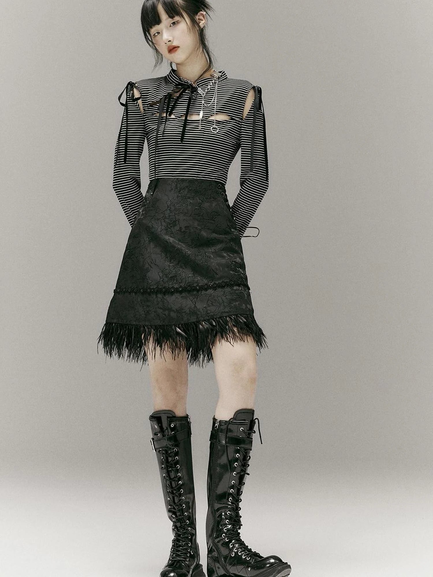 Stripped Split Top With Qipao Collar And Cut Out Detail