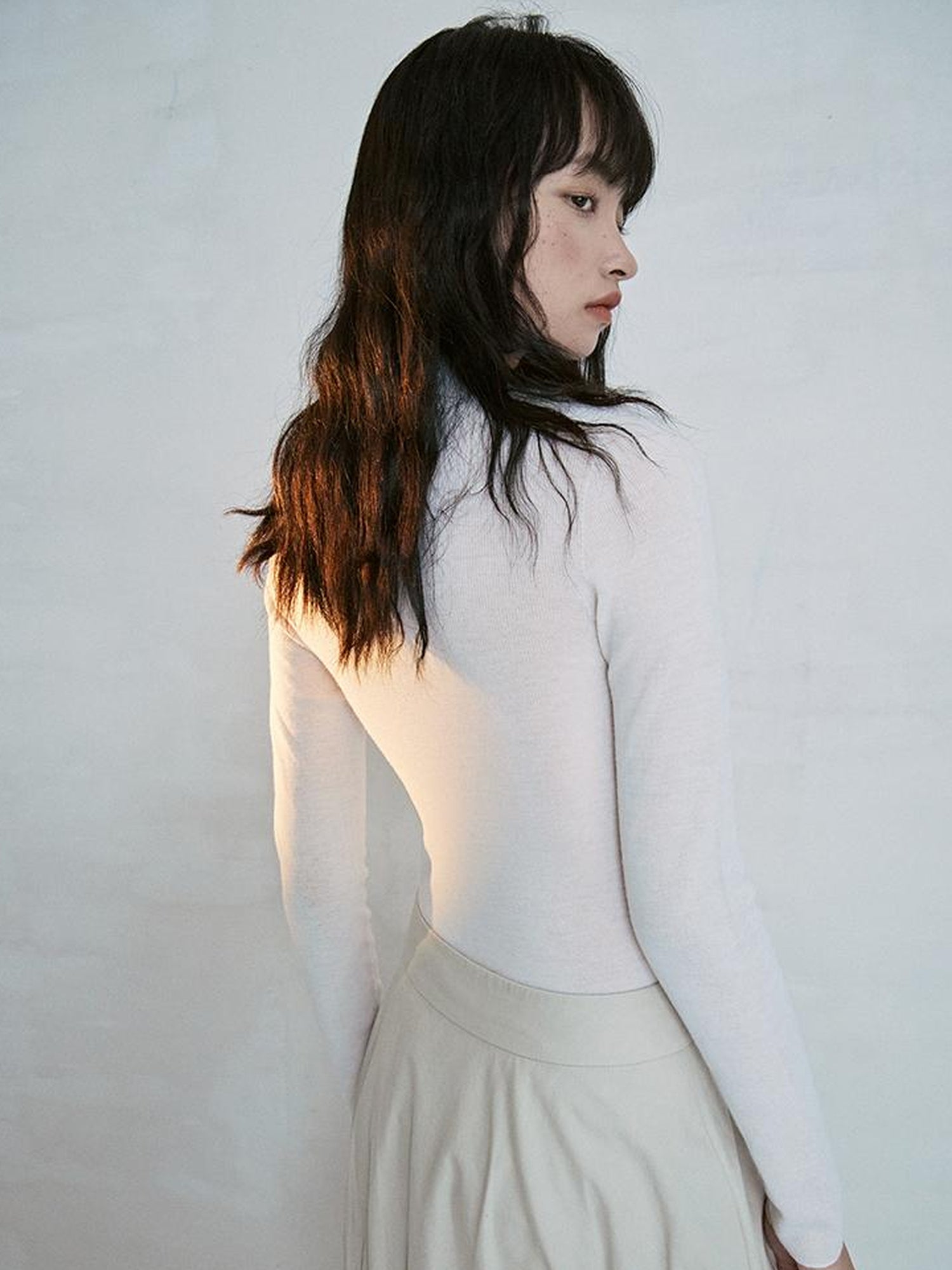 FUSSED Superfine 18g Merino Wool Seamless Layering Knit Top V Neck T Shirt Long Sleeve