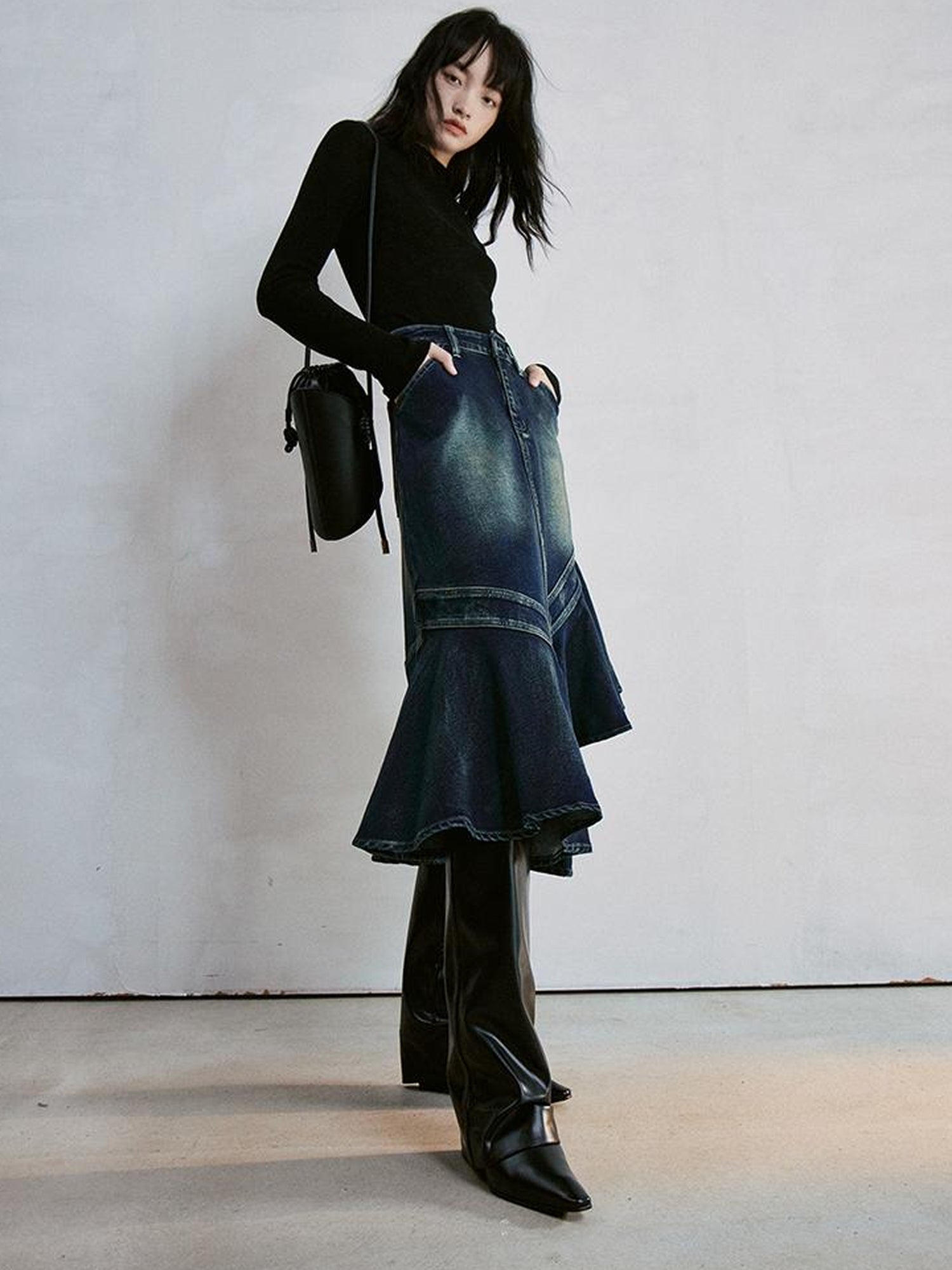 FUSSED Superfine 18g Merino Wool Seamless Layering Knit Top V-neck T-shirt Long Sleeve