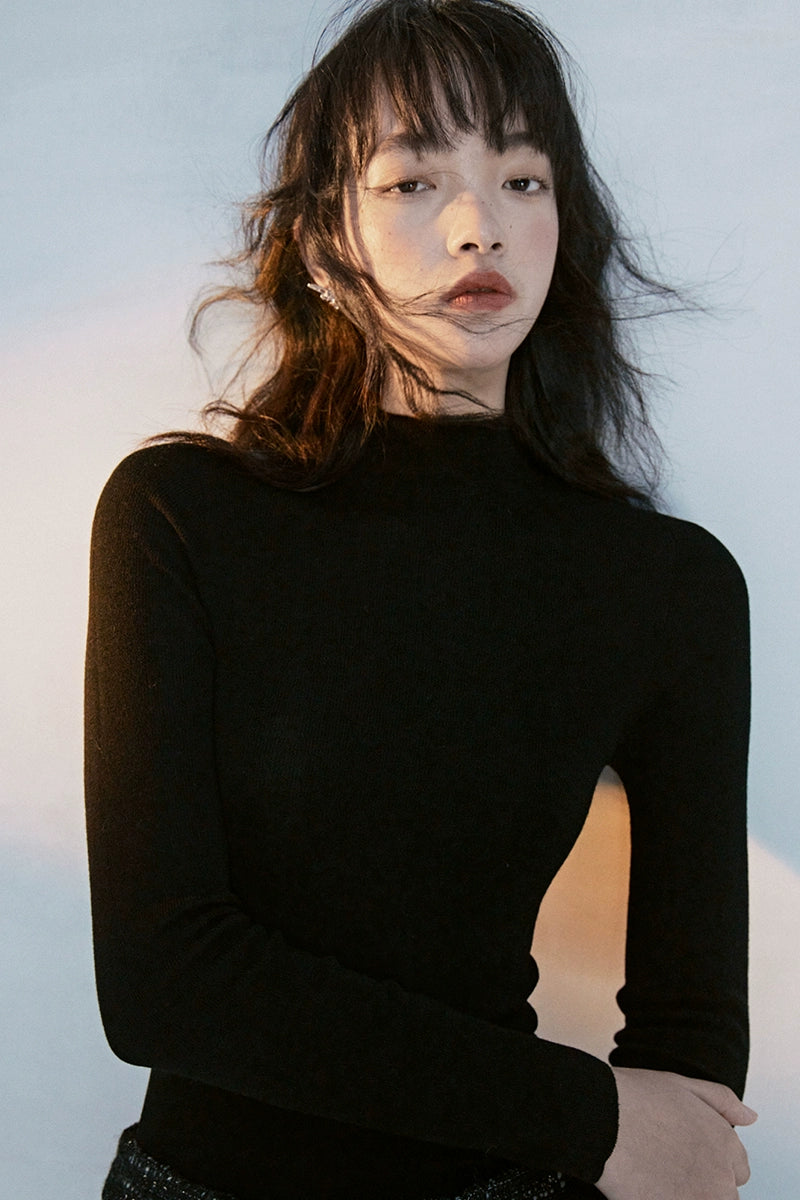 FUSSED_Superfine_18g_Merino_Wool_Seamless_Layering_Knit_Top_V_Neck_T_Shirt_Long_Sleeve_MISSTT