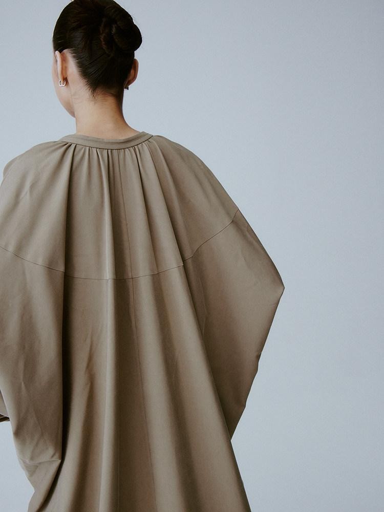 FUSSED Tea Brown Batwing Sleeve V-neck Women&