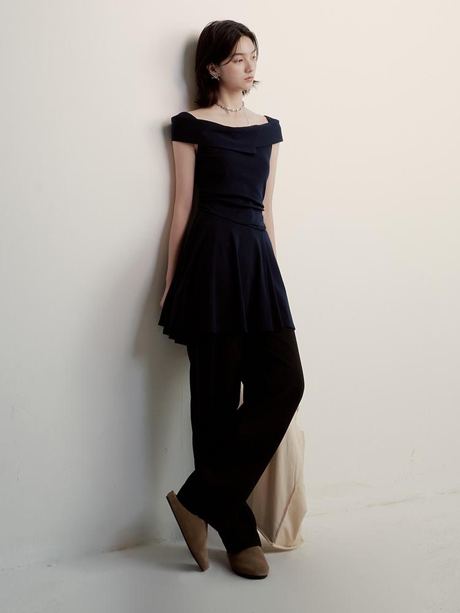 FUSSED Tencel Linen Feel High Waisted Wide Leg Trousers In Black