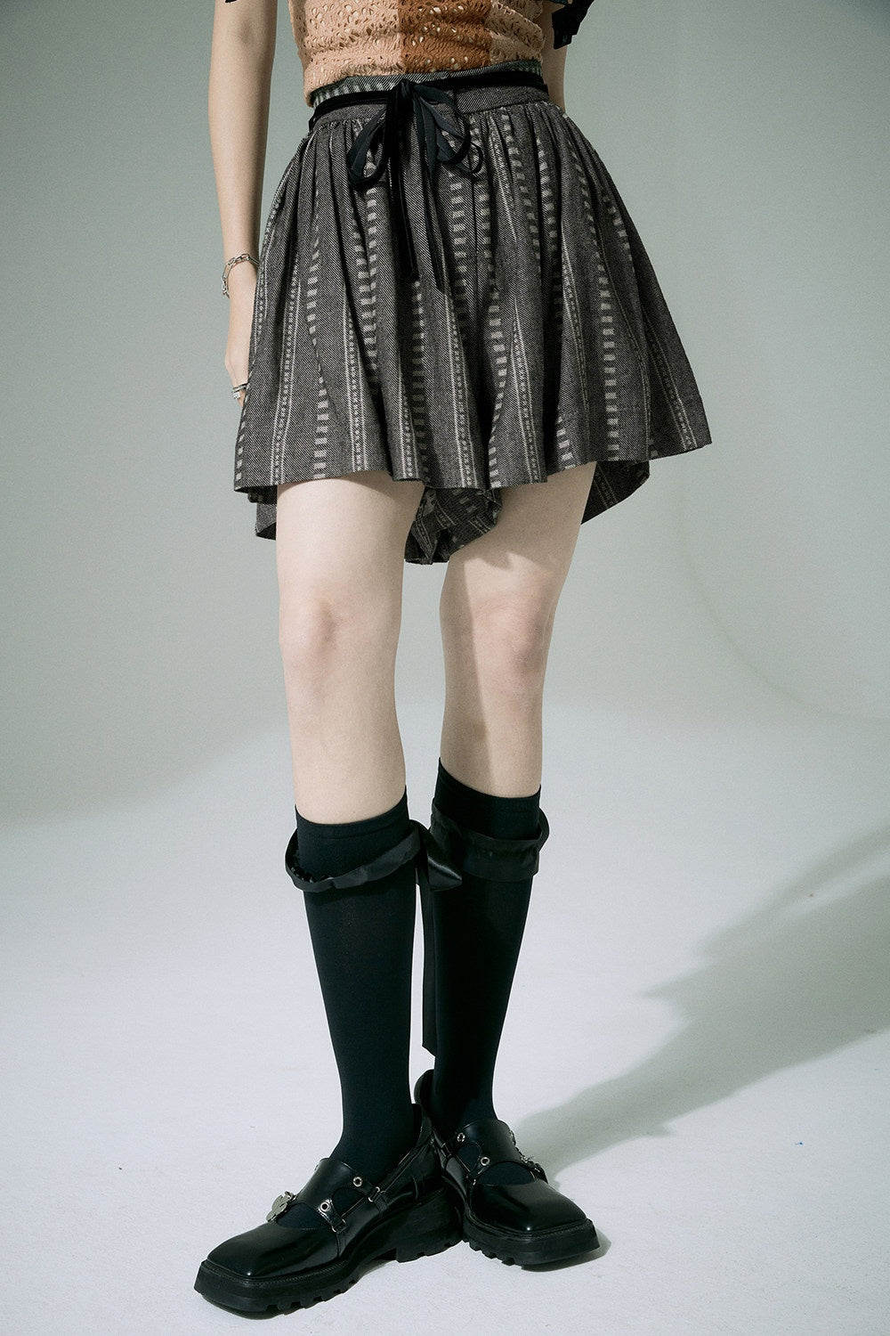 FUSSED_Tie_Waist_Original_Wide_Leg_For_Women_Natural_Waist_Striped_Shorts_MISSTT