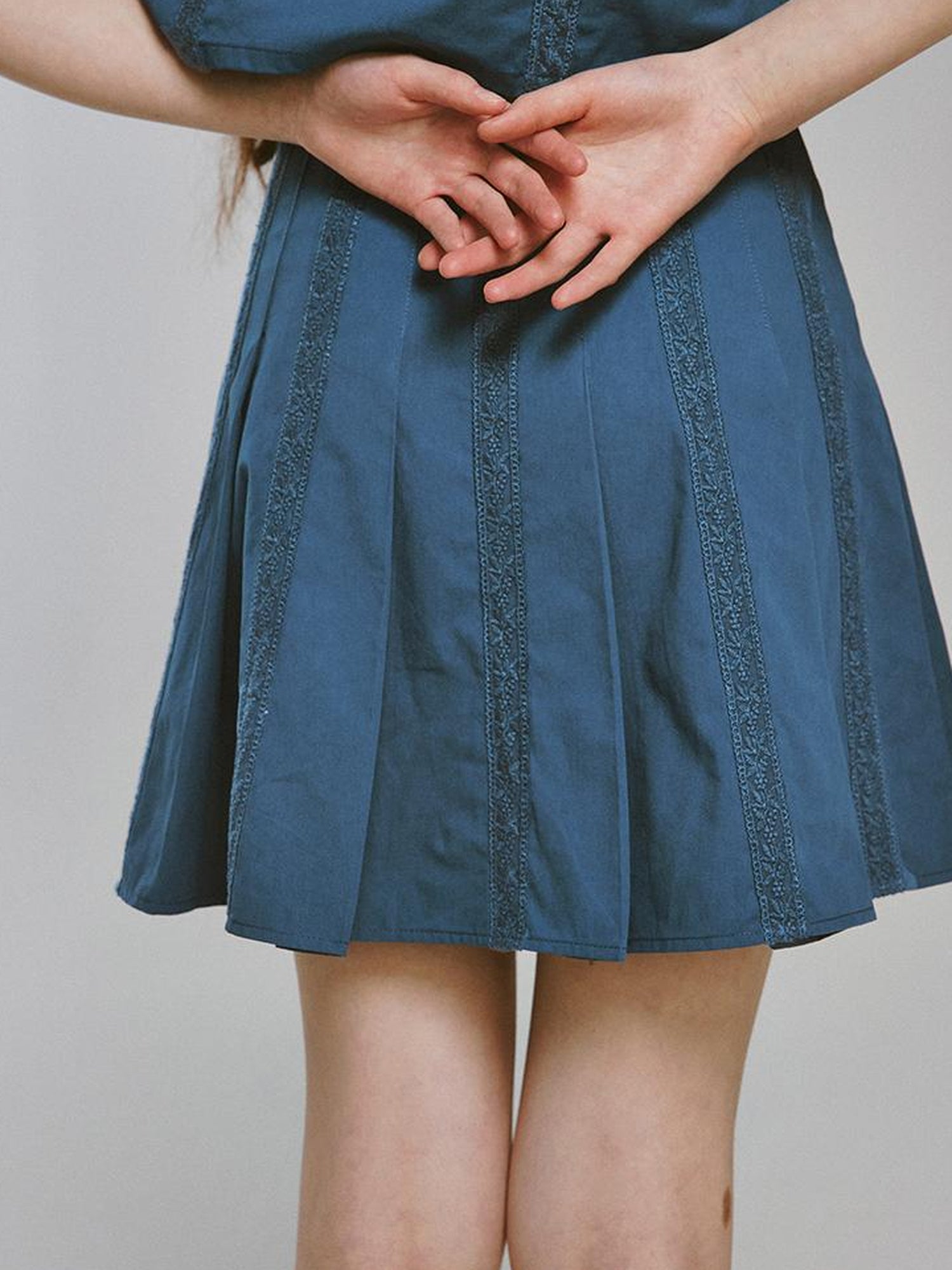 FUSSED V-Neck T-Shirt Long-Sleeve Tiered Flutter Sleeve Lace Trim Playful Prussian Set