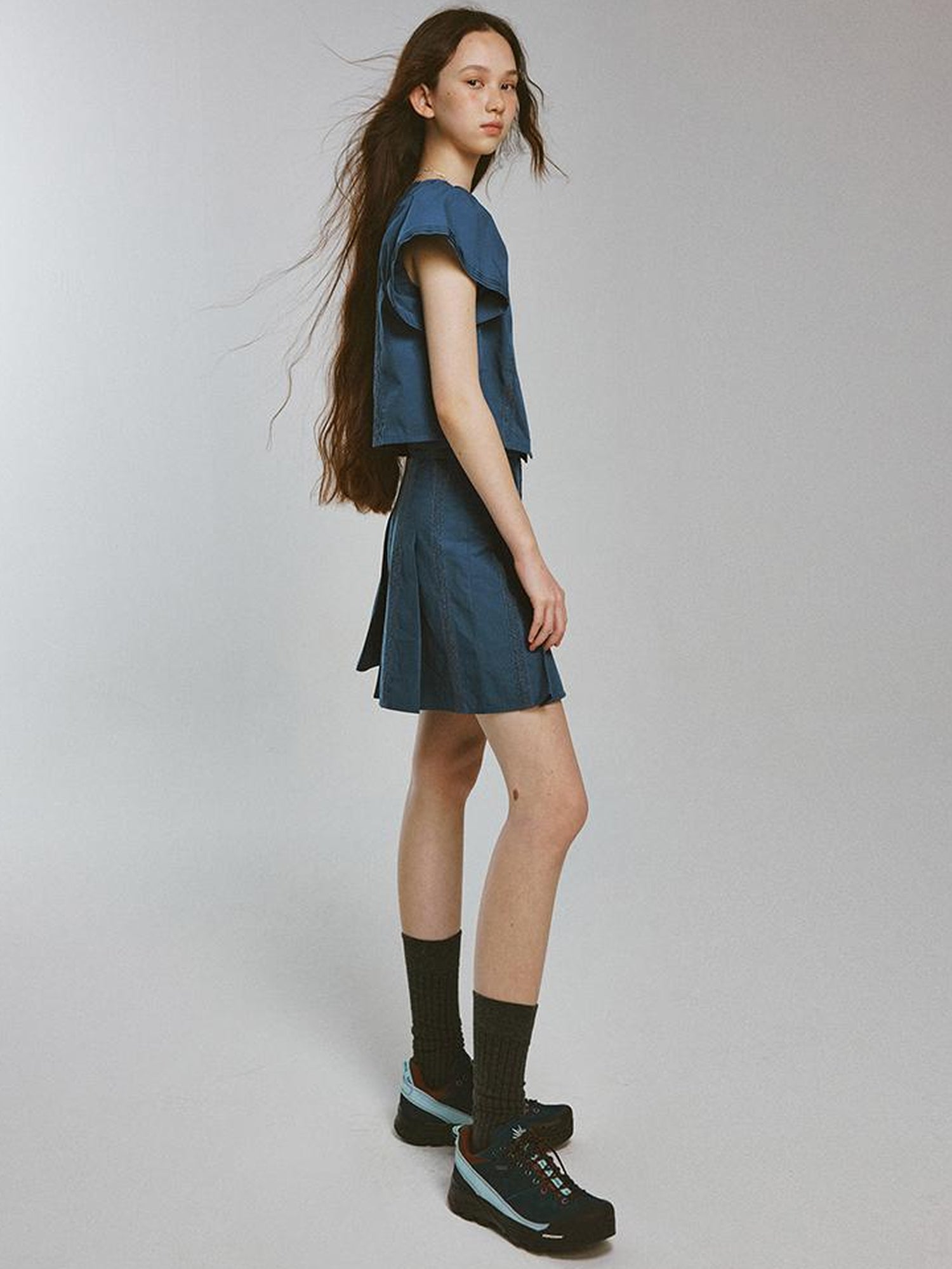 FUSSED V-Neck T-Shirt Long-Sleeve Tiered Flutter Sleeve Lace Trim Playful Prussian Set