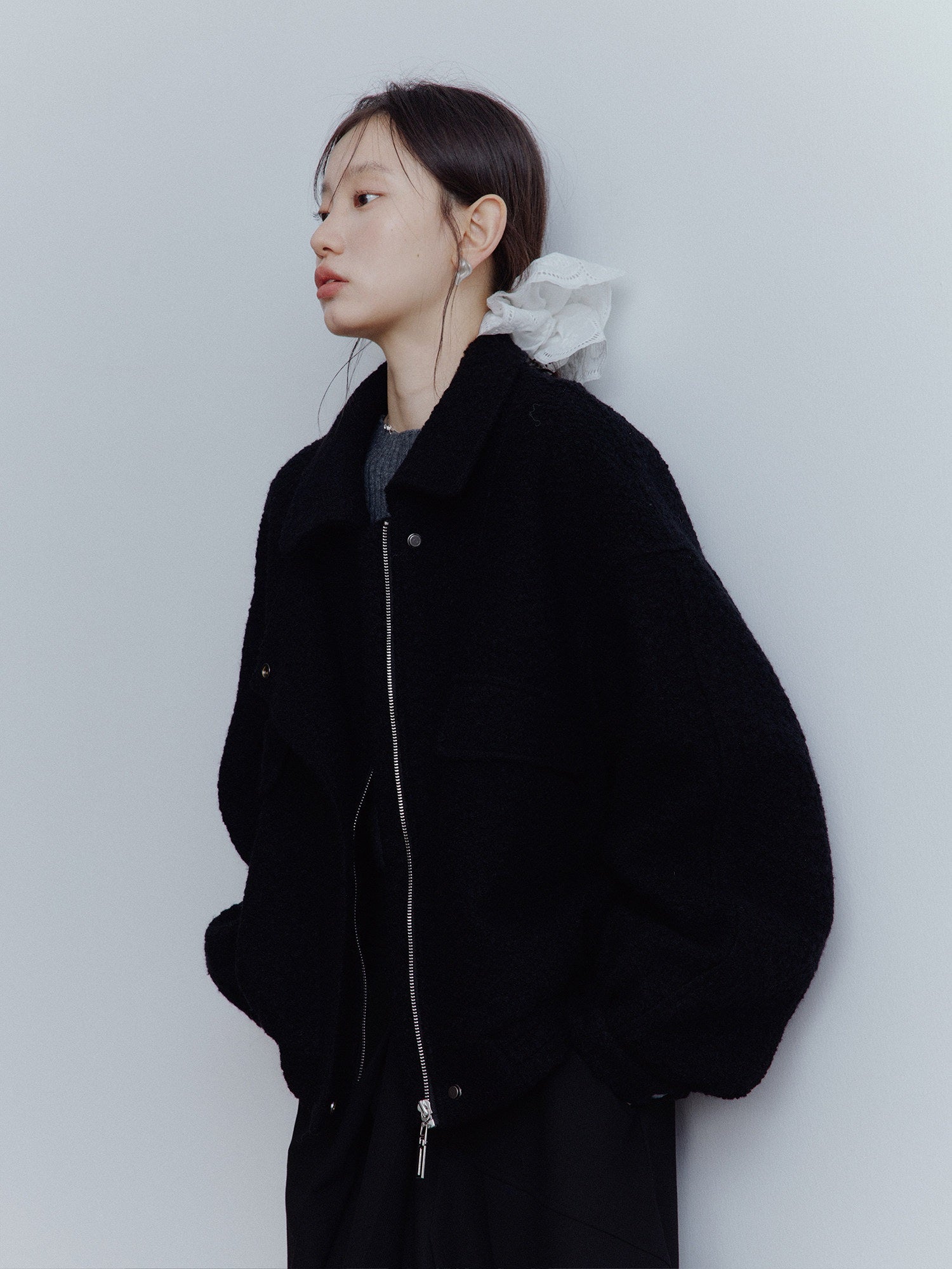 FUSSED_Warm_Thick_Oversized_Vintage_Lapel_Zipper_Women_Casual_Solid_Black_Jacket_MISSTT