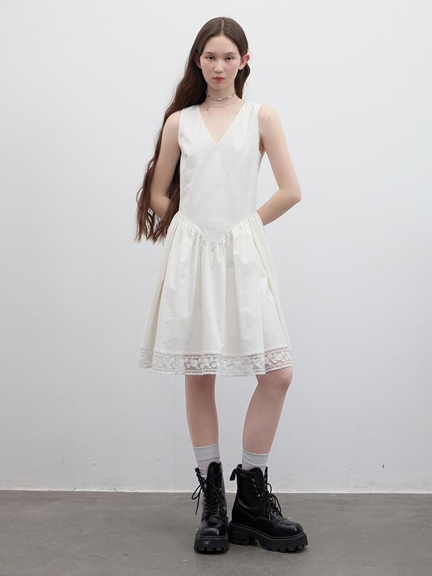 FUSSED White Rose V-neck Smocked Ruffle Dress With Lace Trim
