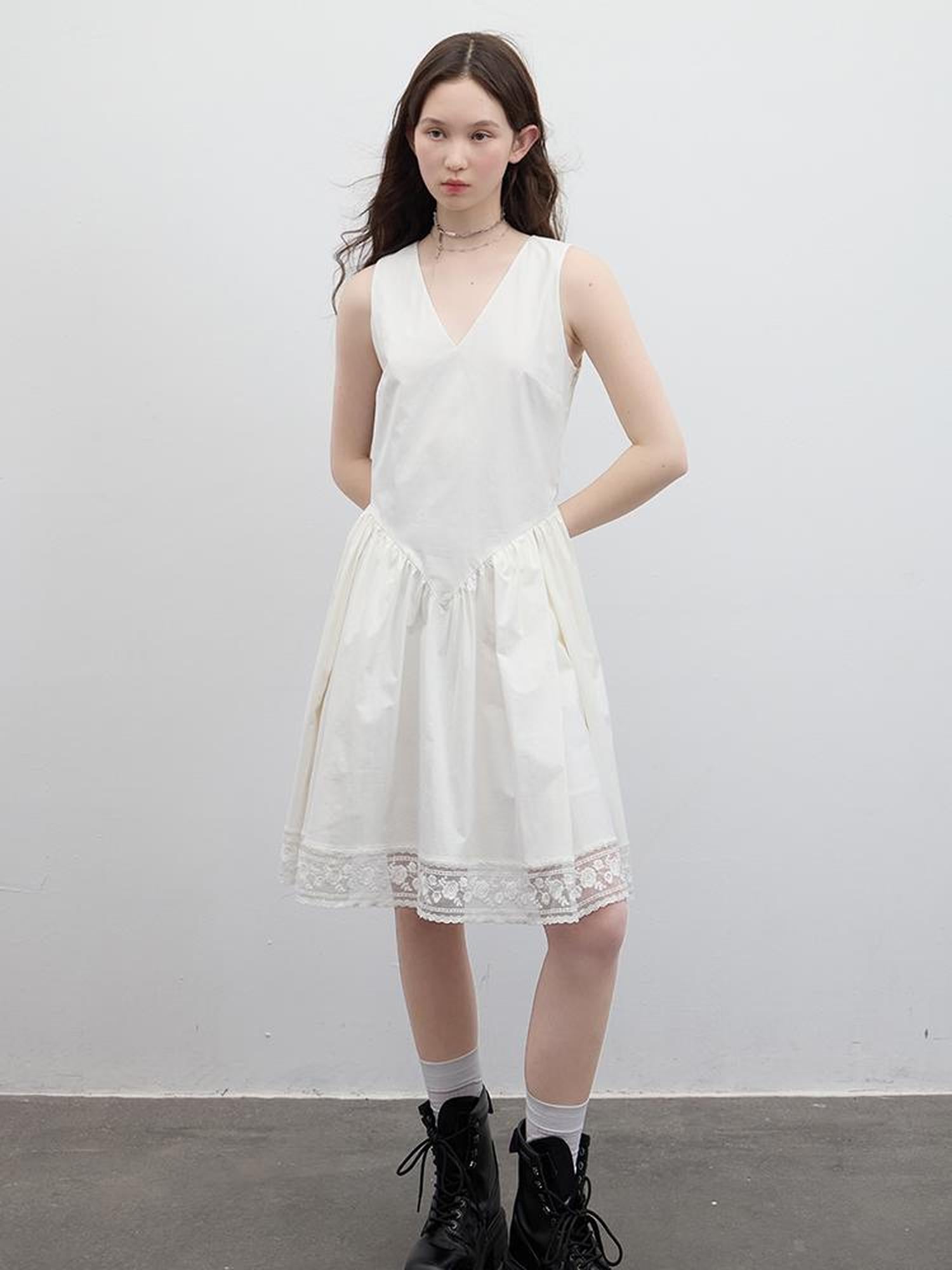 FUSSED White Rose V-neck Smocked Ruffle Dress With Lace Trim