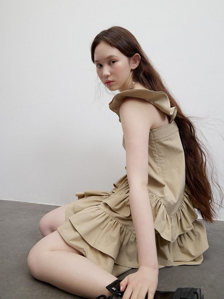 FUSSED Woodtone Ripple 3d Ruffle Women&