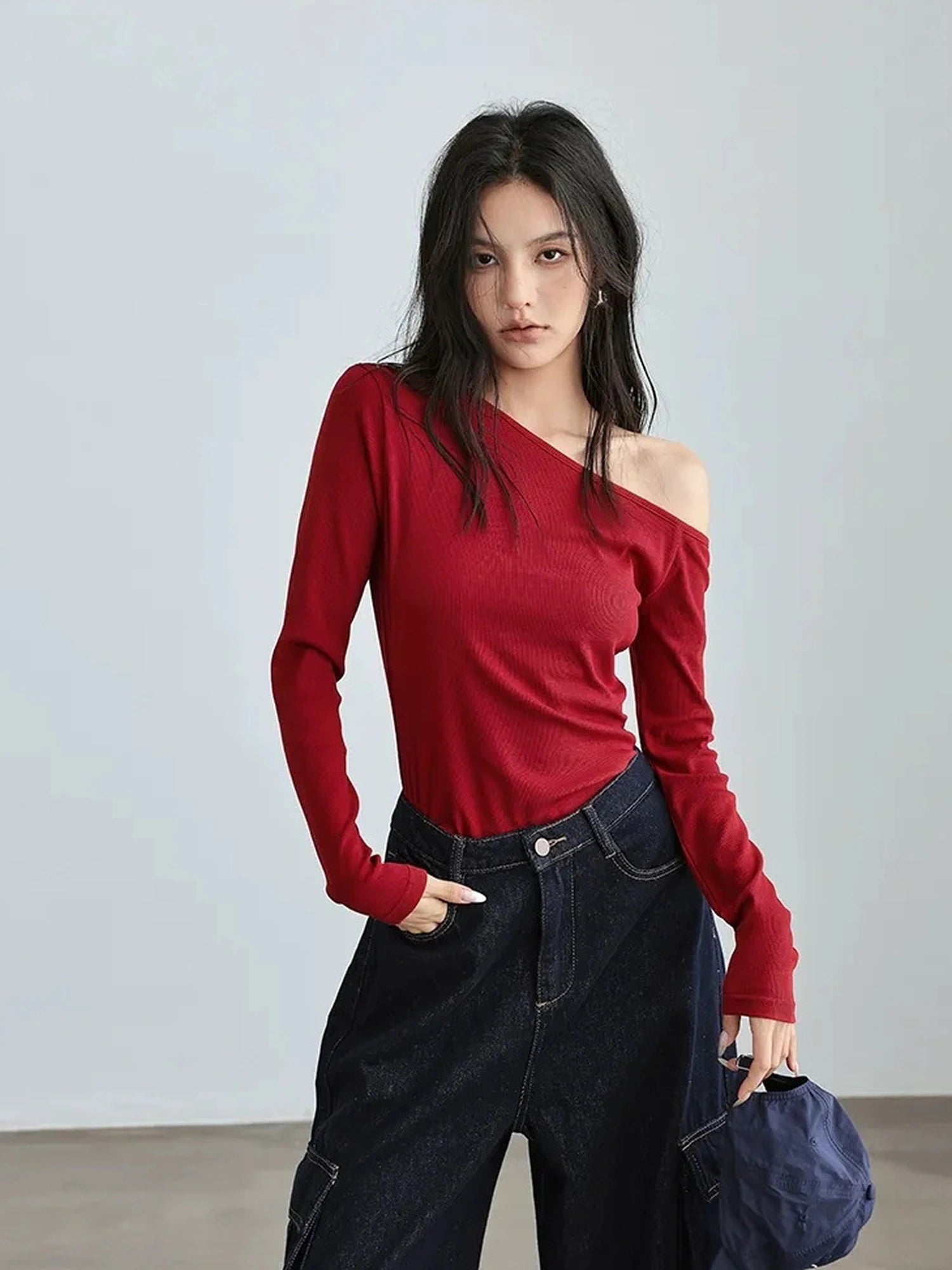 FU FRESH UP Asymmetric Off Shoulder Knit Top