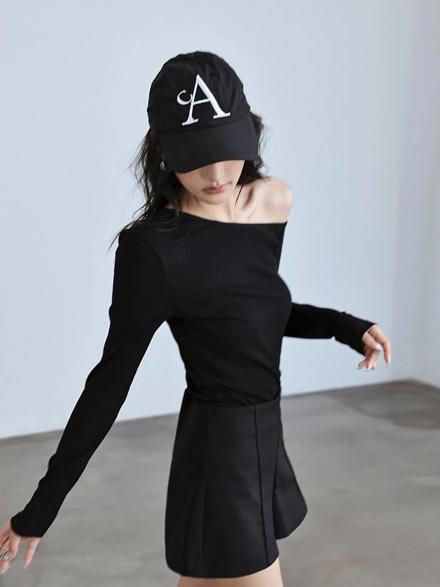 FU FRESH UP Asymmetric Off Shoulder Knit Top
