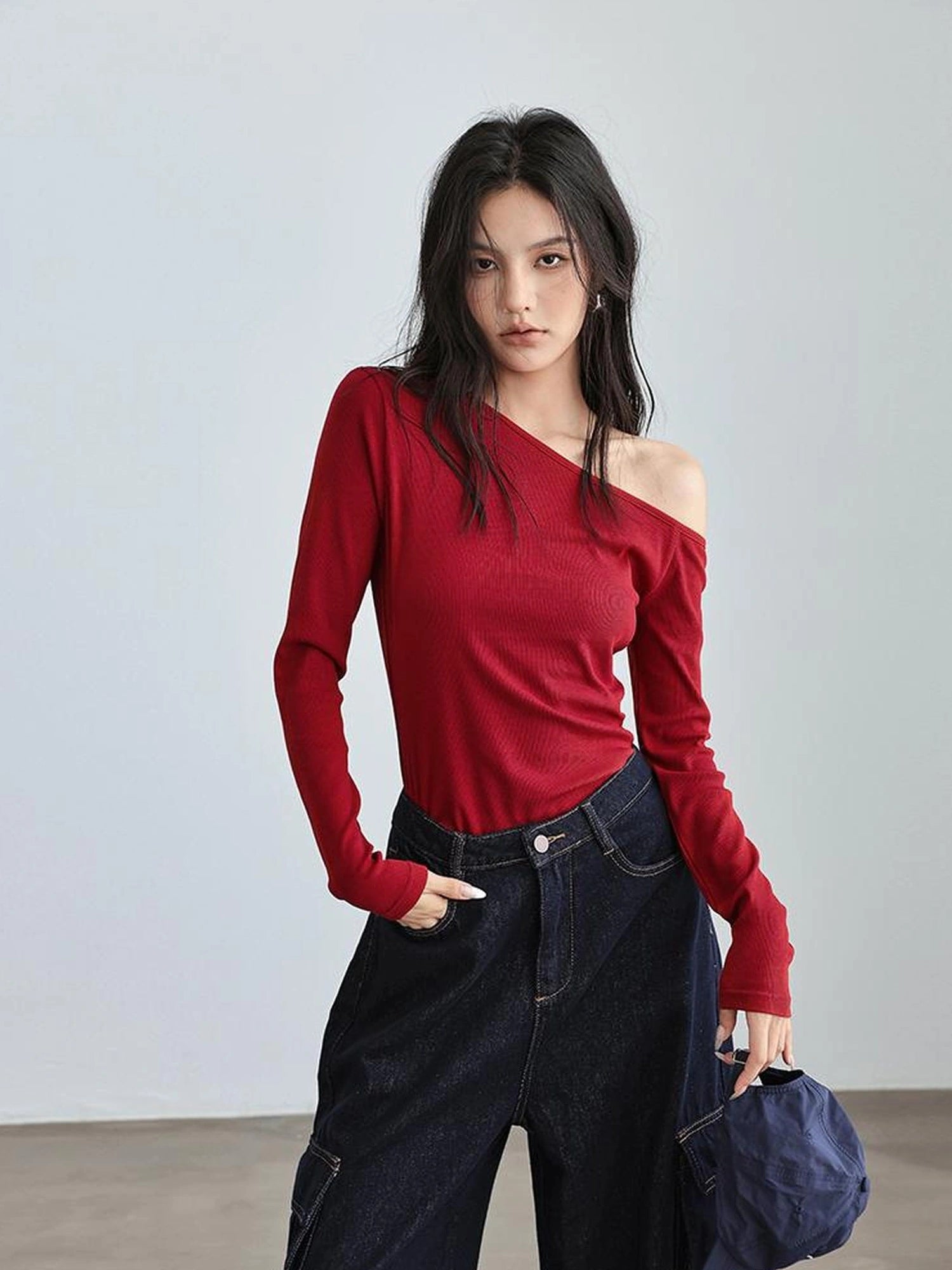 FU FRESH UP Asymmetric Off Shoulder Knit Top