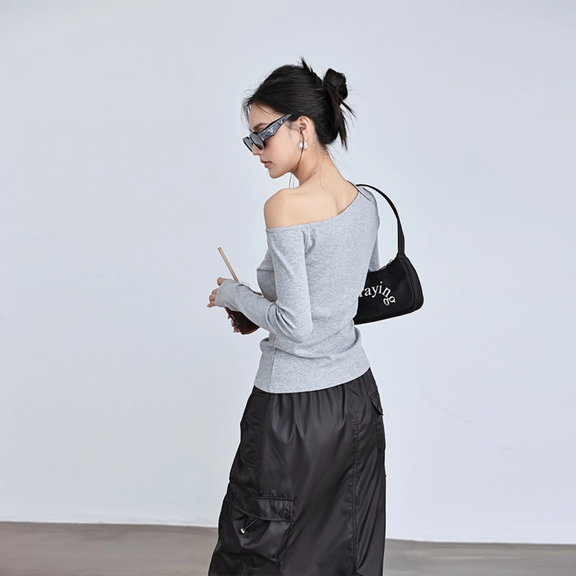FU_FRESH_UP_Asymmetric_Off_Shoulder_Knit_Top_MISSTT