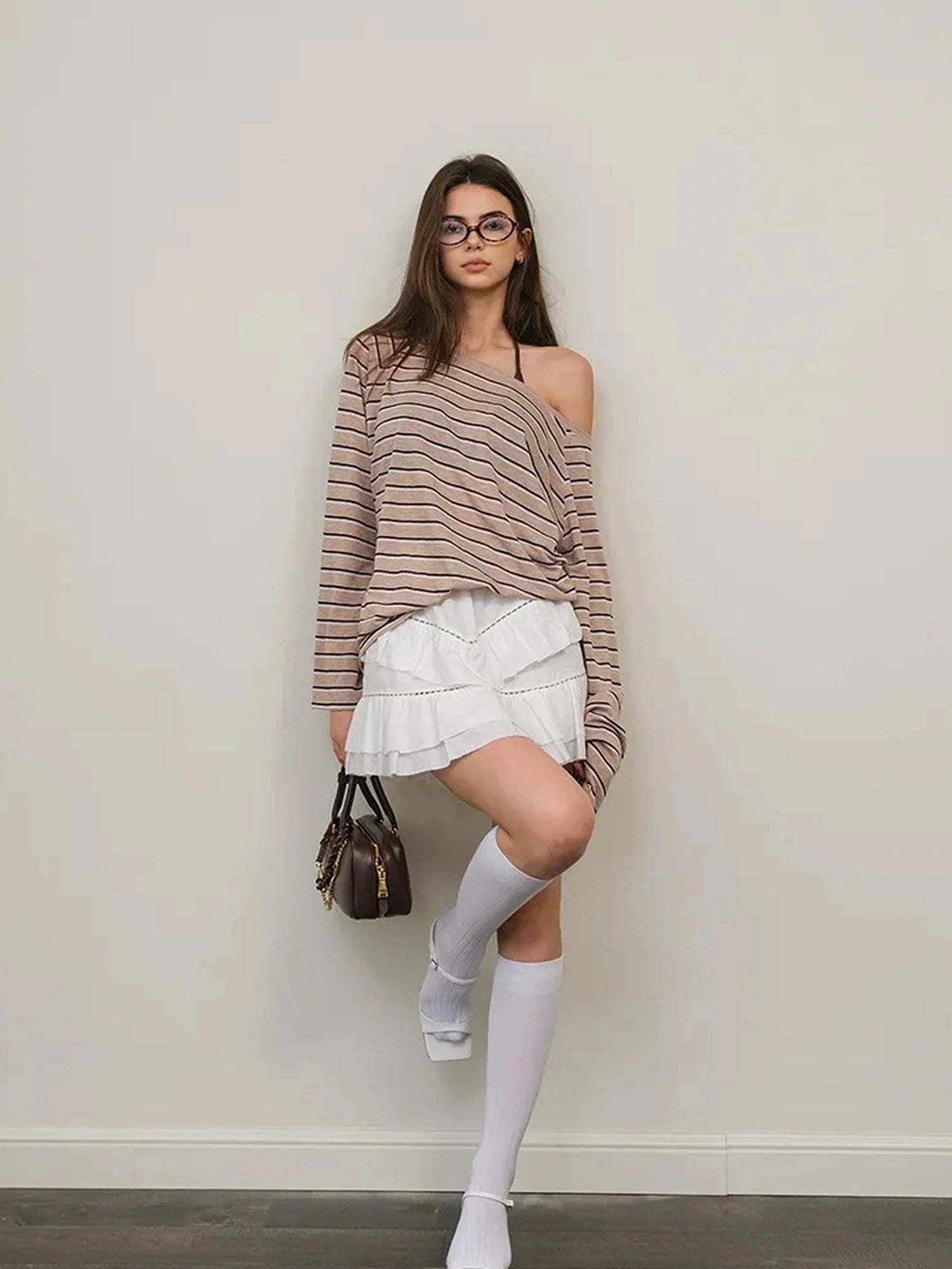 FU FRESH UP Asymmetric Shoulder Rayon Striped Tee