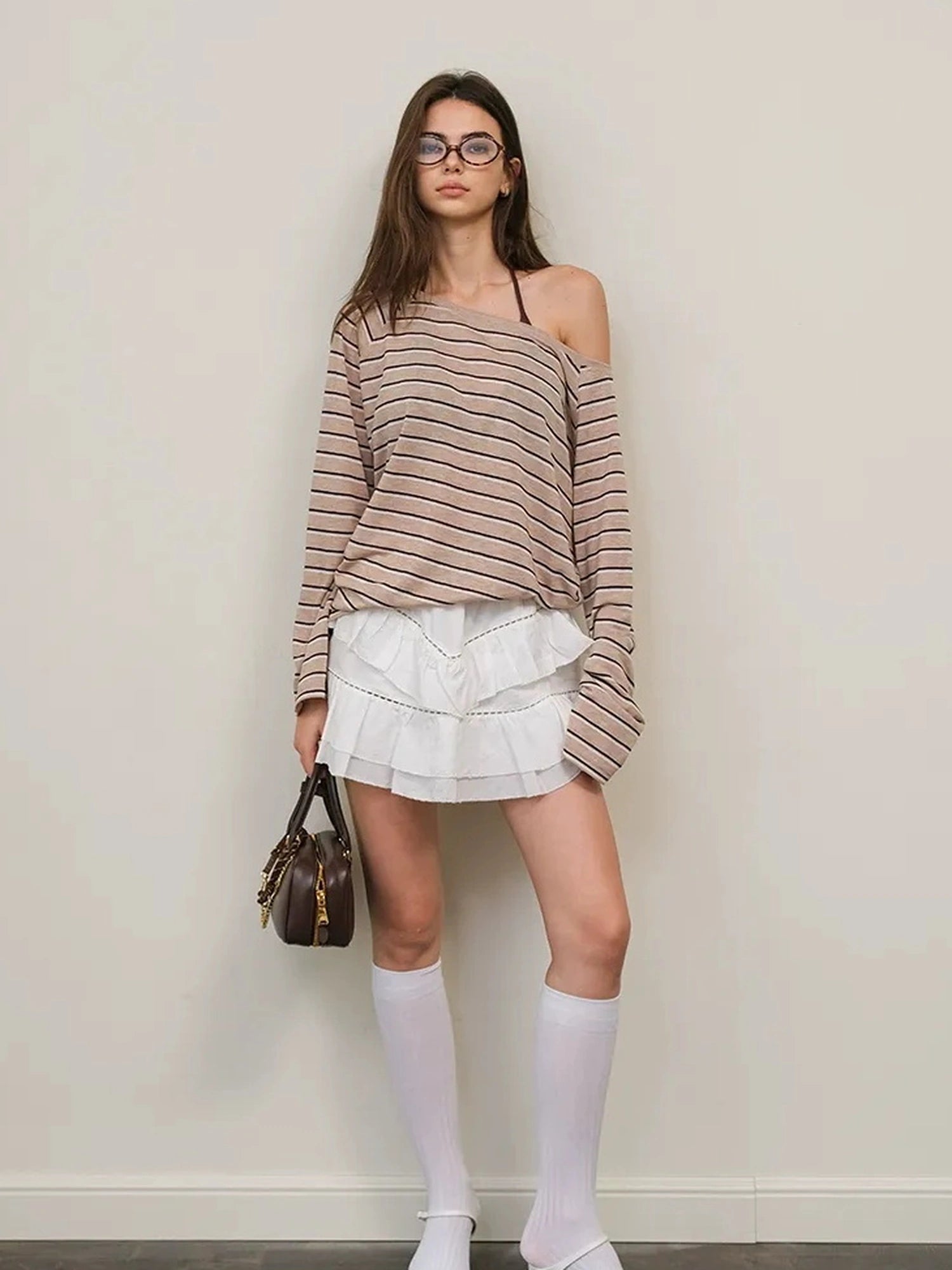 FU FRESH UP Asymmetric Shoulder Rayon Striped Tee