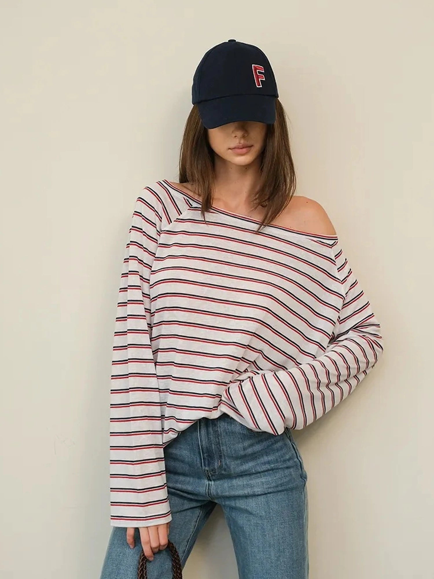FU FRESH UP Asymmetric Shoulder Rayon Striped Tee