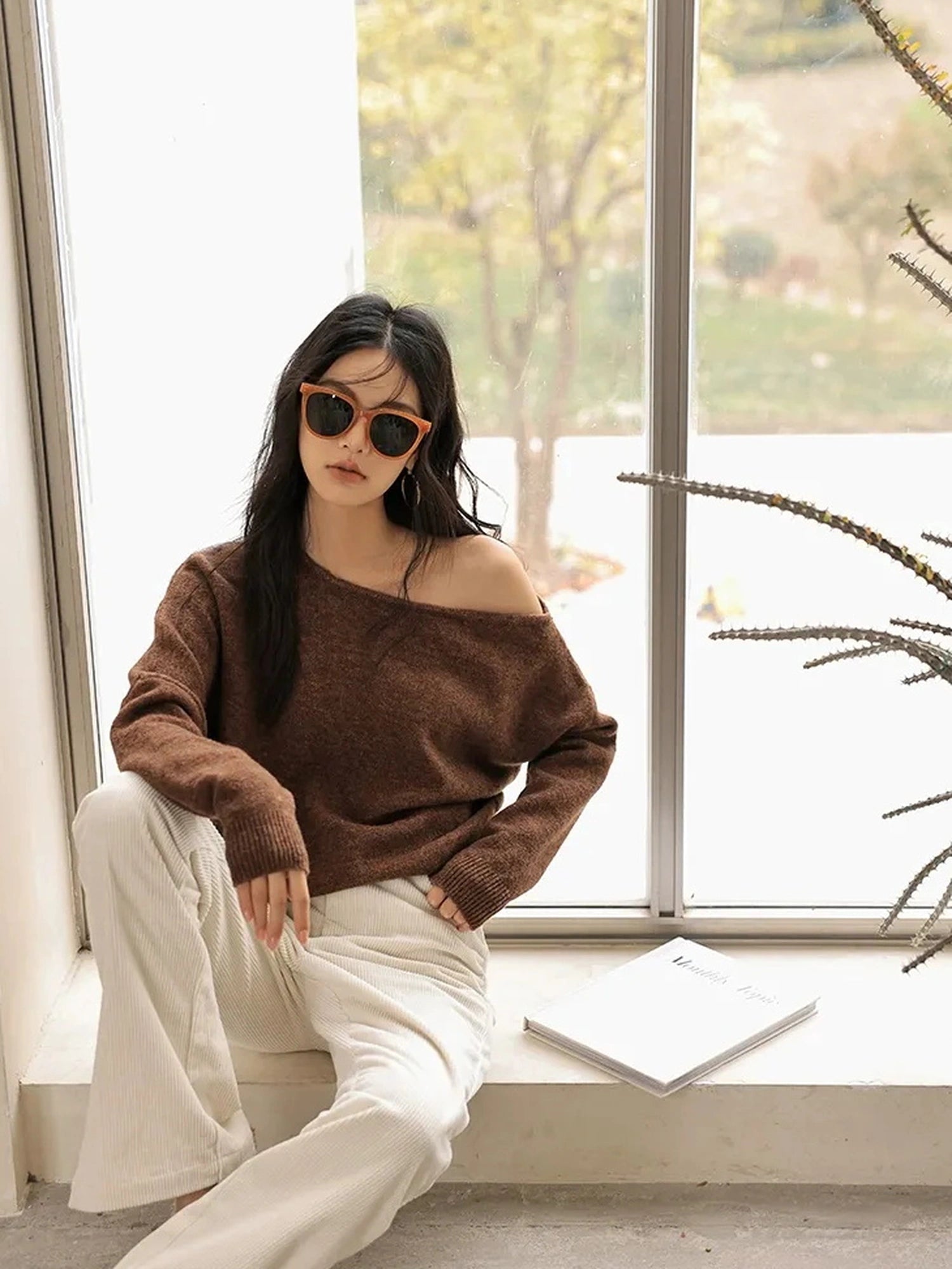 FU FRESH UP Asymmetric Wool Off Shoulder Sweater