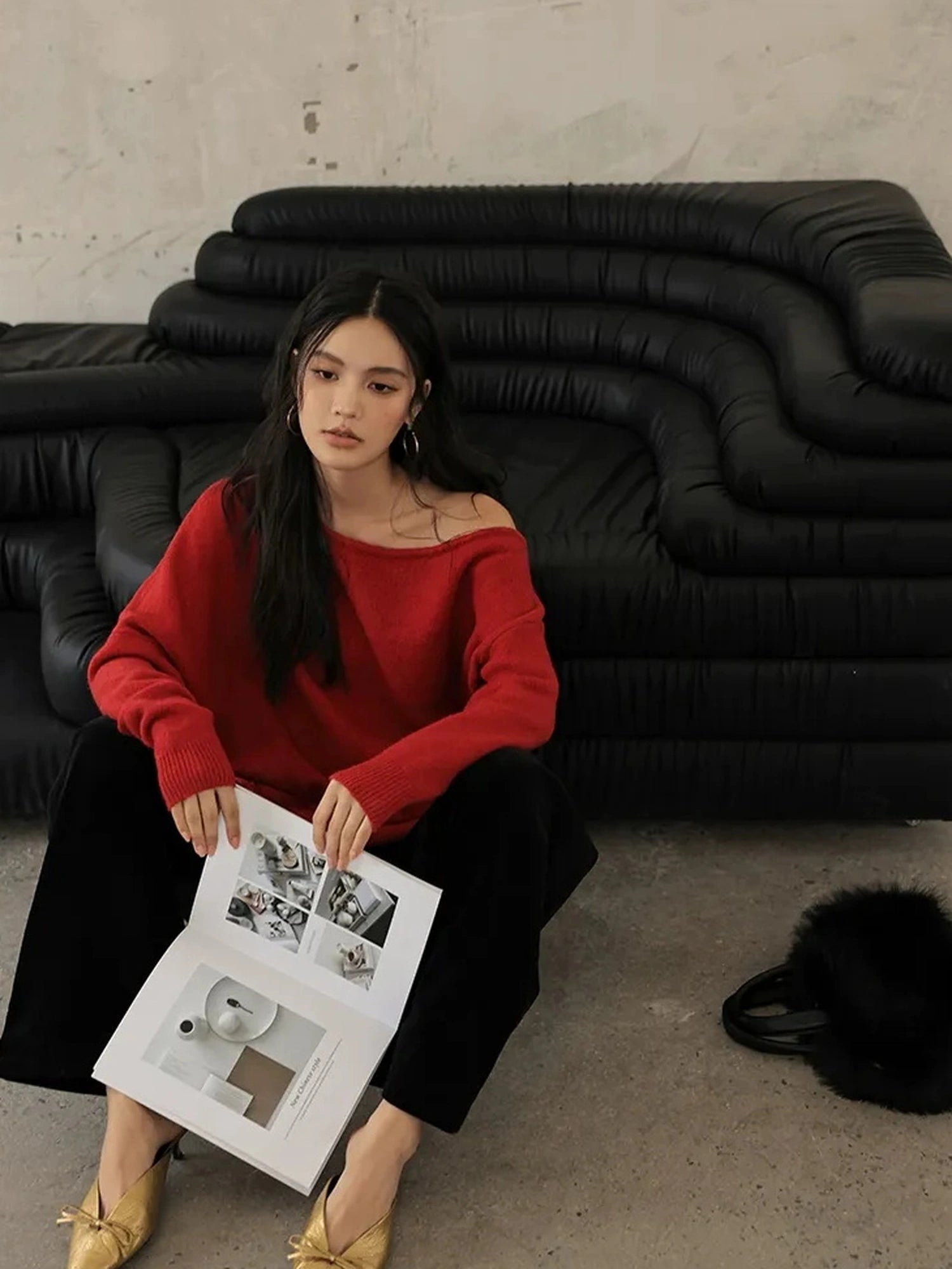 FU FRESH UP Asymmetric Wool Off Shoulder Sweater