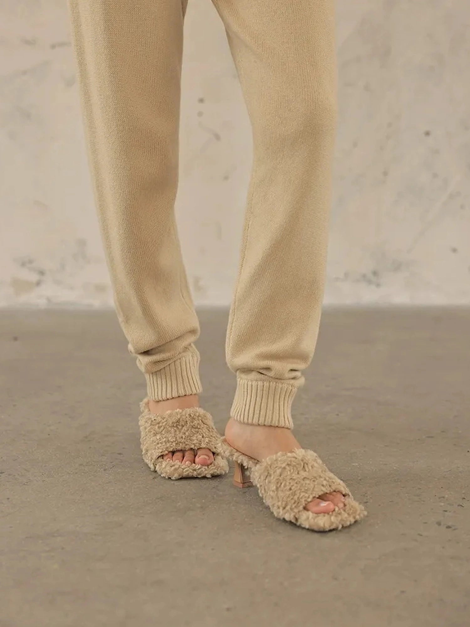 FU FRESH UP Comfort Wool Knit Ankle Pants