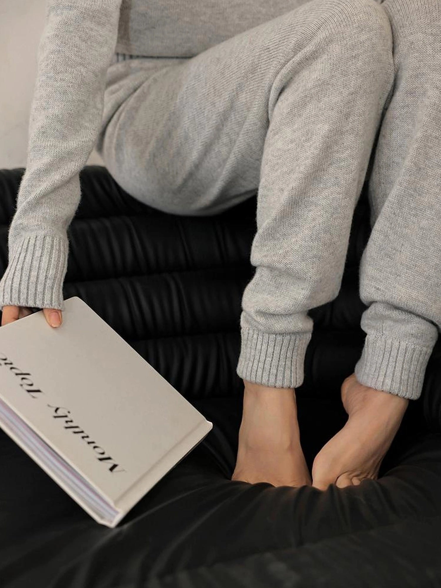 FU FRESH UP Comfort Wool Knit Ankle Pants
