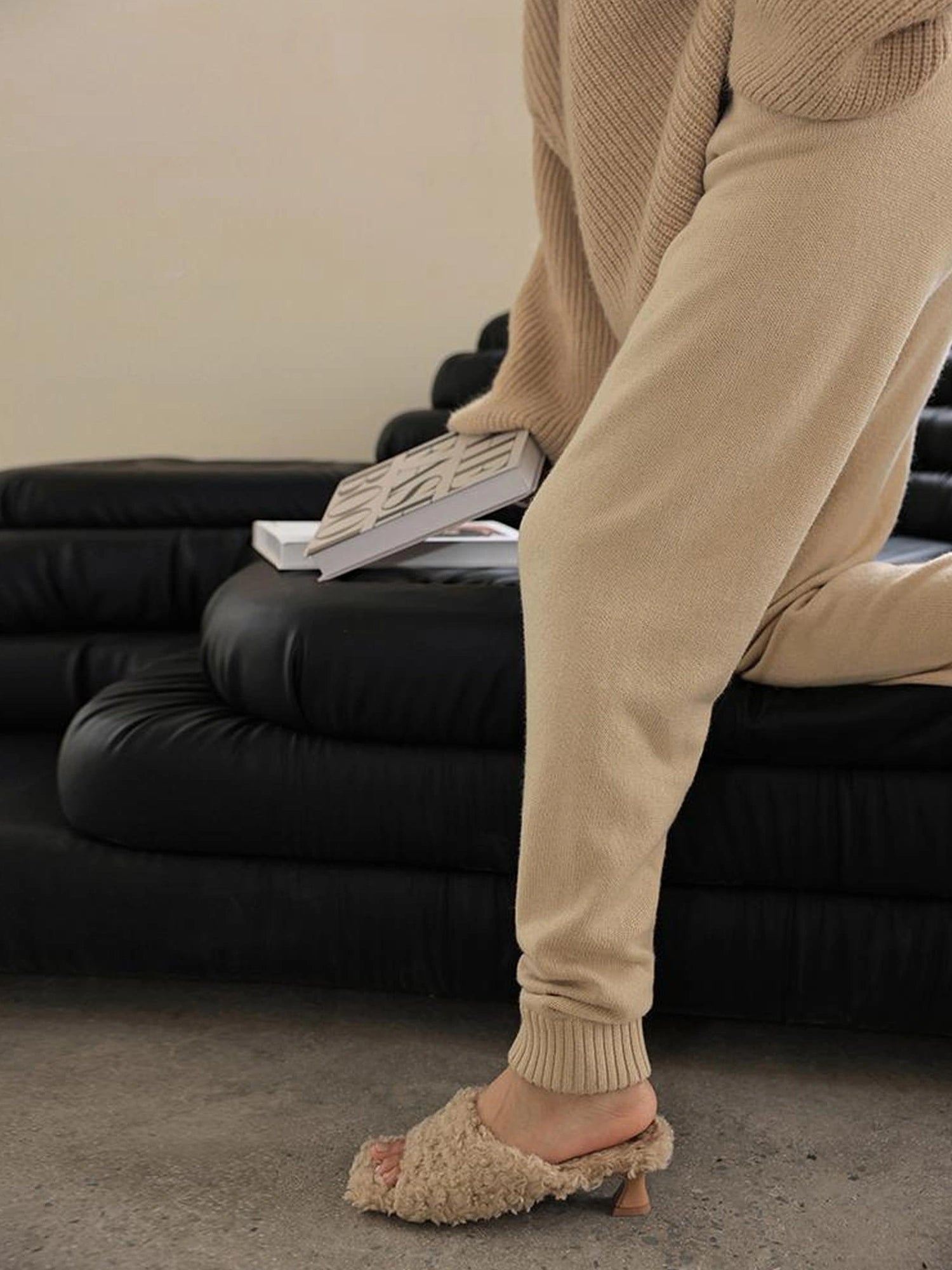 FU FRESH UP Comfort Wool Knit Ankle Pants