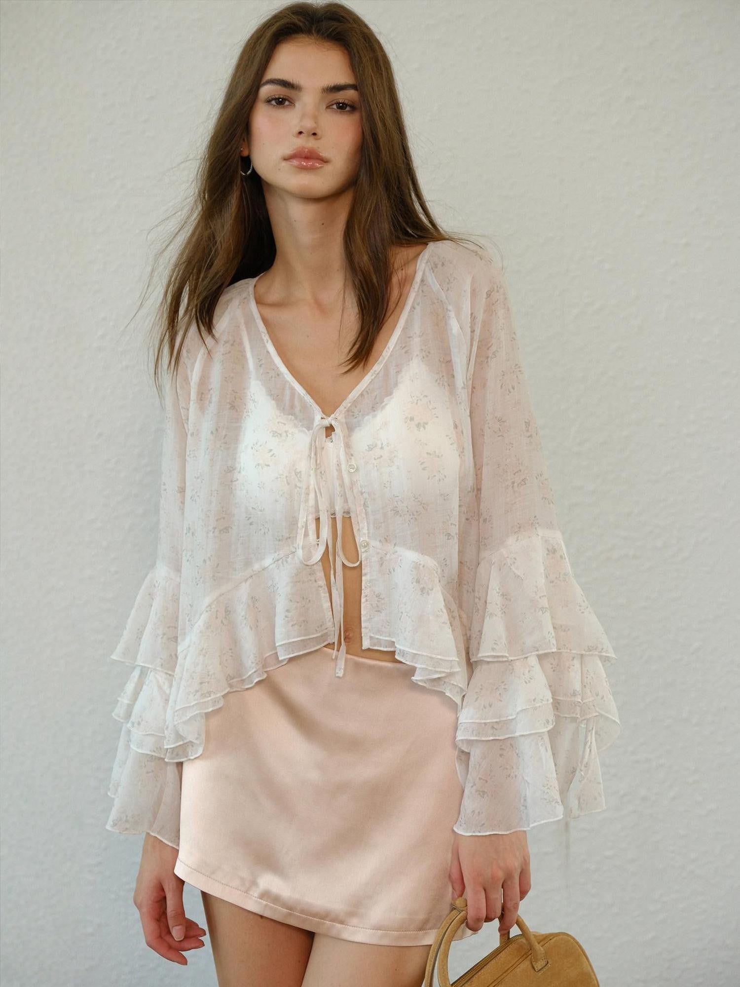FU FRESH UP Floral Print Ruffle Tie V-neck Cropped Long Sleeve Women&