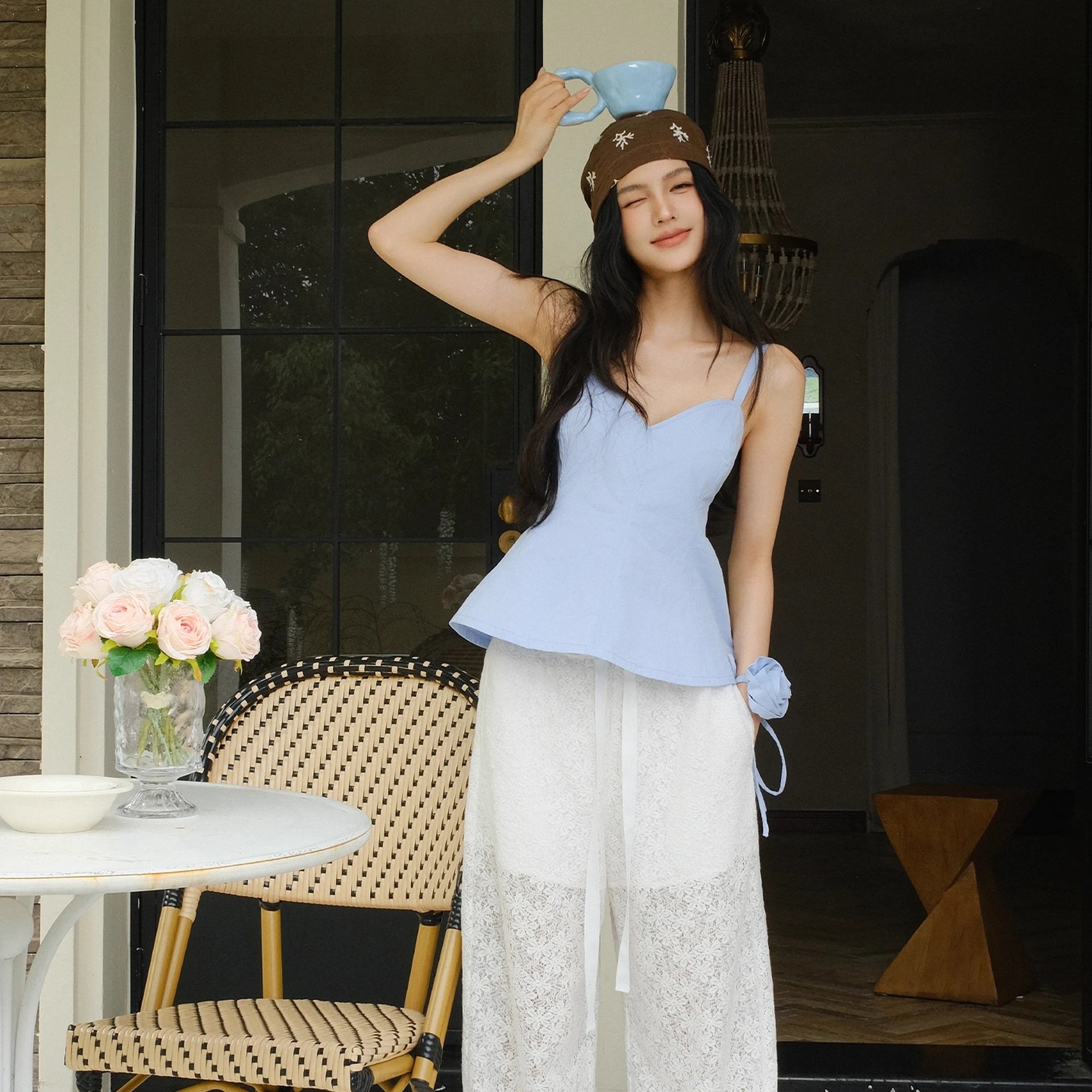 FU_FRESH_UP_Floral_Wave_V-neck_Crop_Top_MISSTT