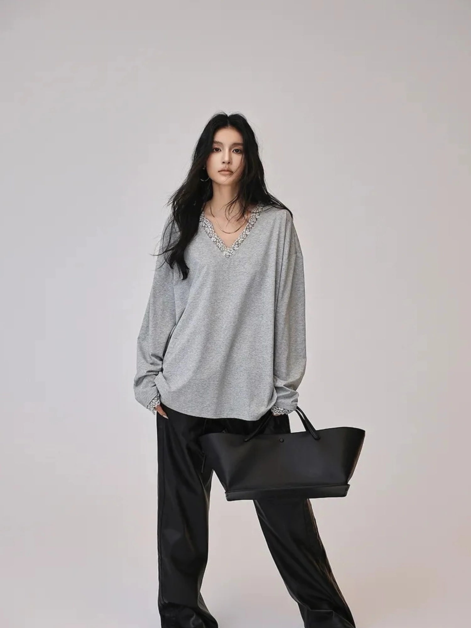 FU FRESH UP French Lace V-Neck T-Shirt