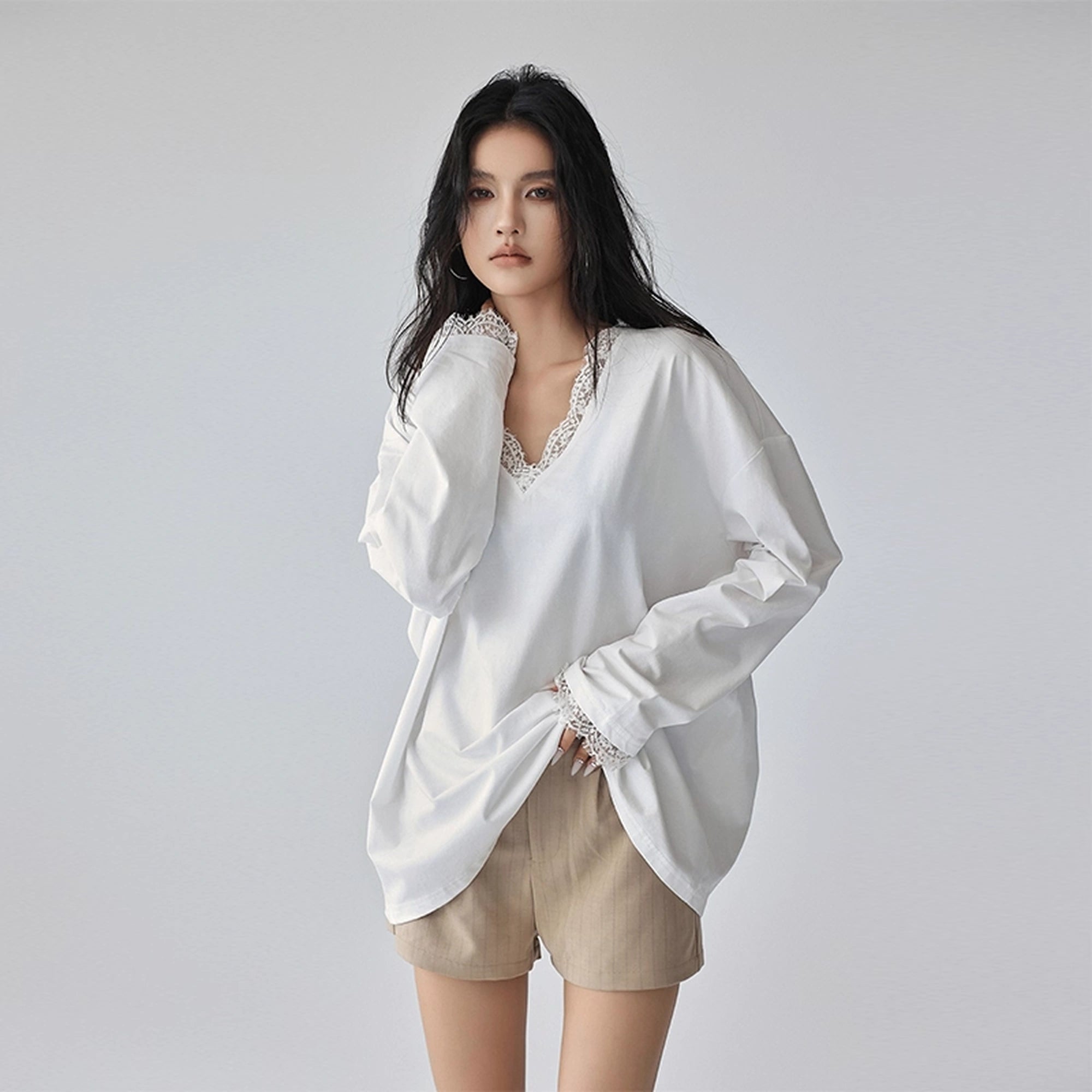 FU_FRESH_UP_French_Lace_V-Neck_T-Shirt_MISSTT