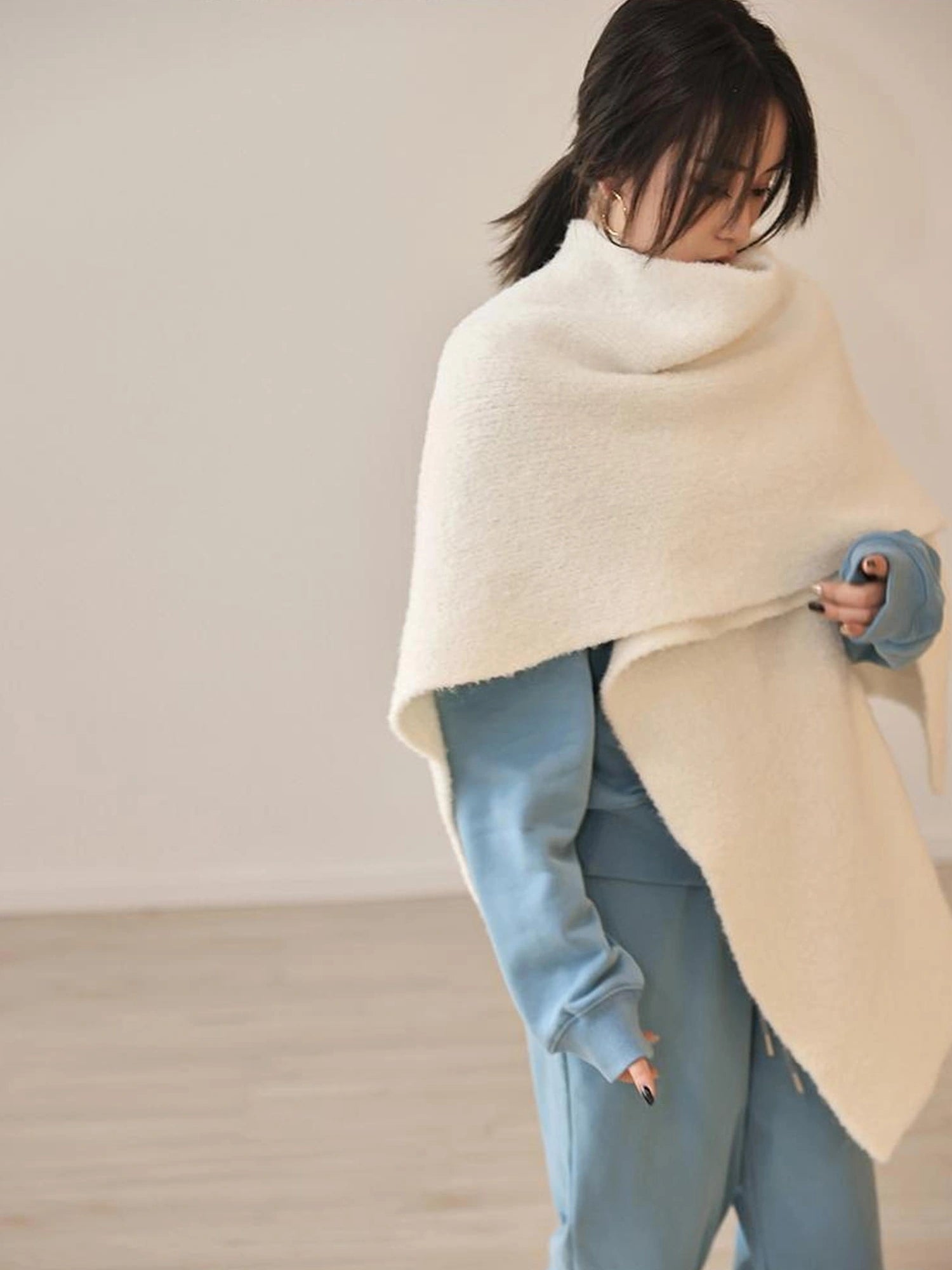 FU FRESH UP French Style Loop Yarn Cape Scarf Shawl V-neck T-shirt Long Sleeve