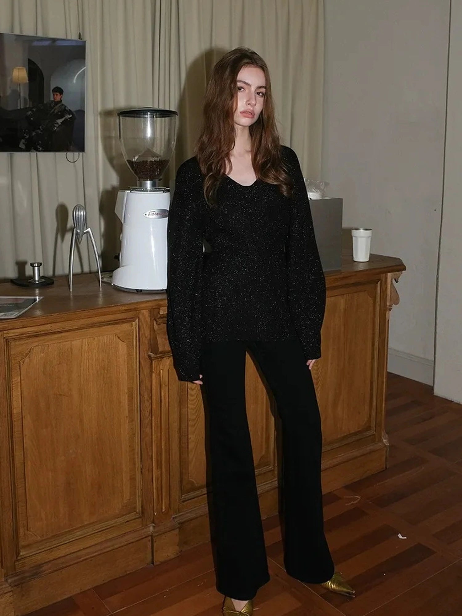 French V-neck Cashmere Glitter Fitted Sweater