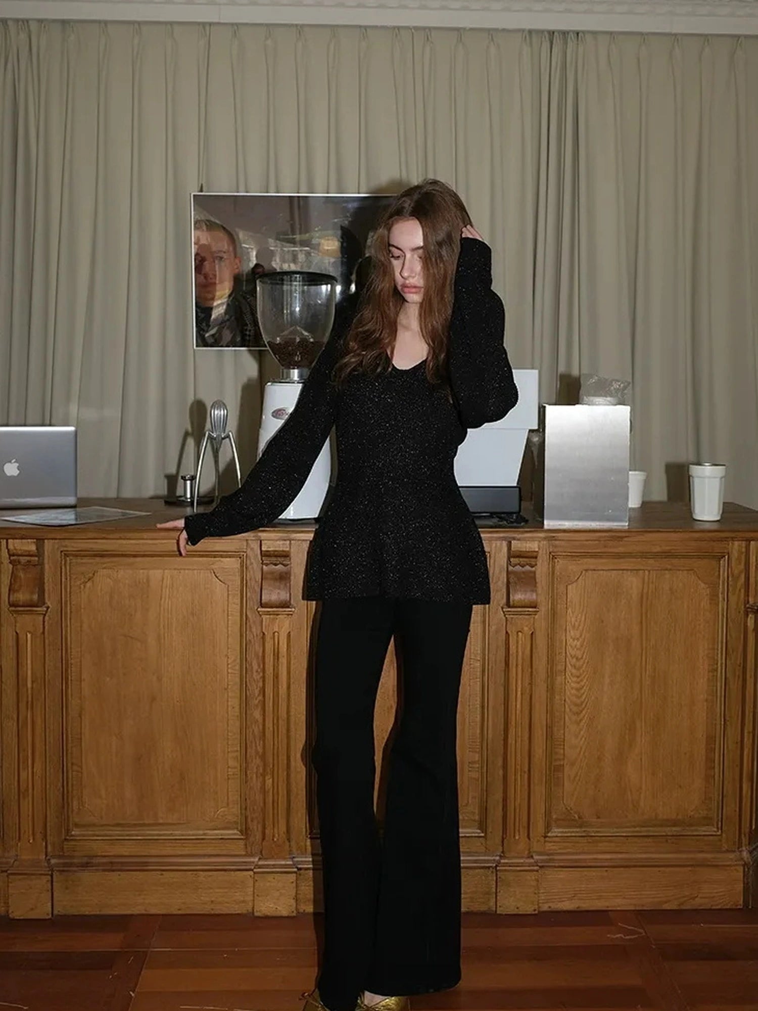 French V-neck Cashmere Glitter Fitted Sweater