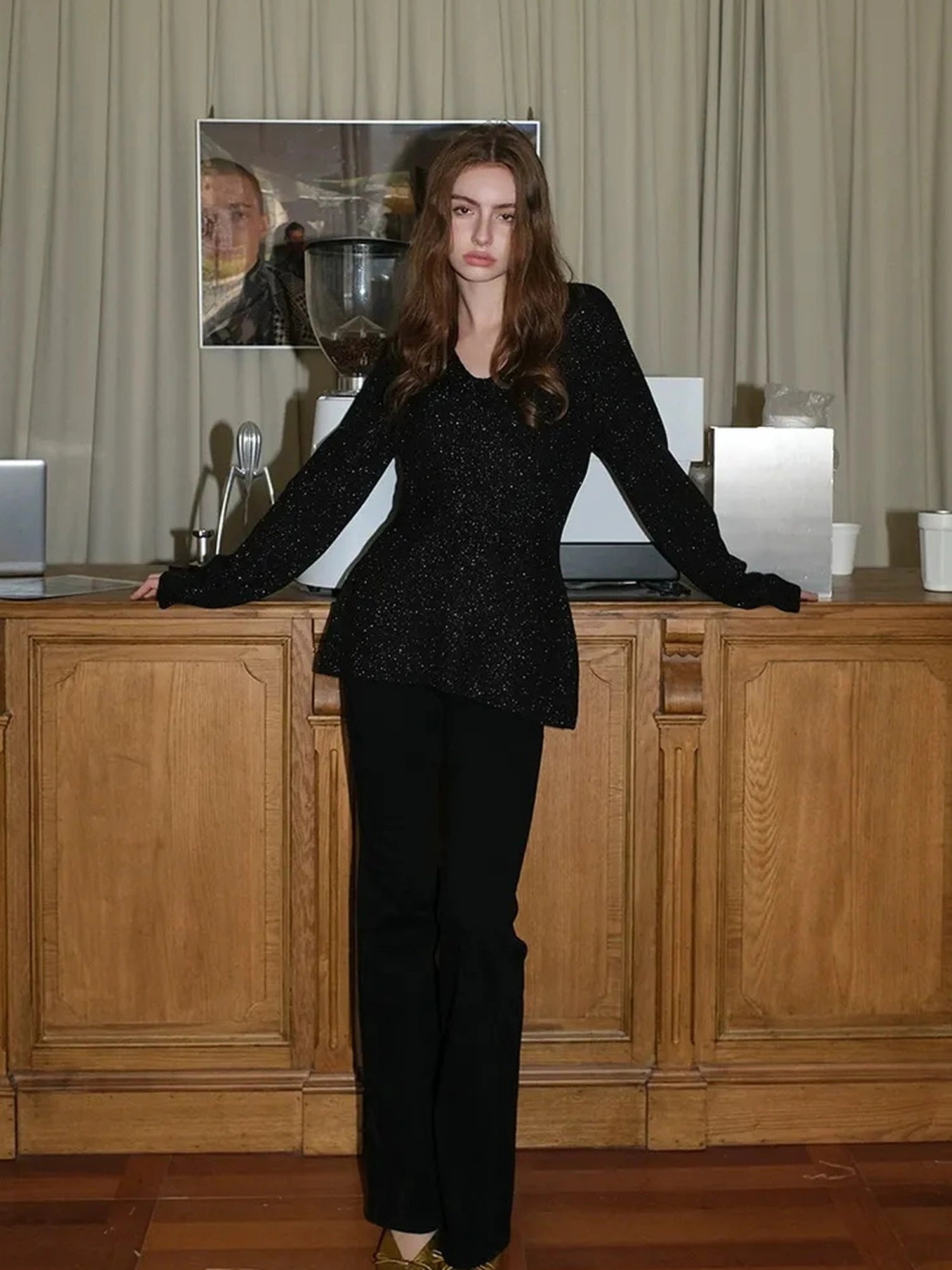 French V-neck Cashmere Glitter Fitted Sweater